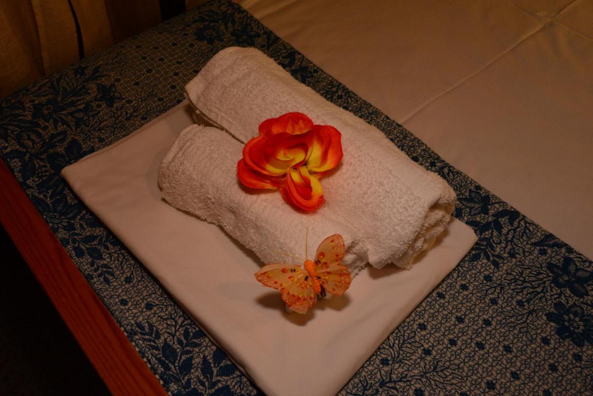 Standard Twin Room - Photo 3