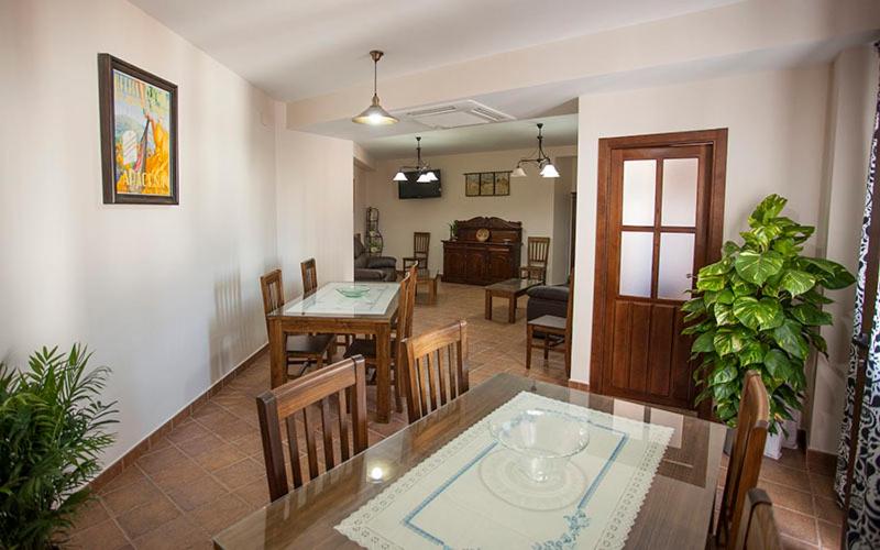 Double or Twin Room - Photo 12