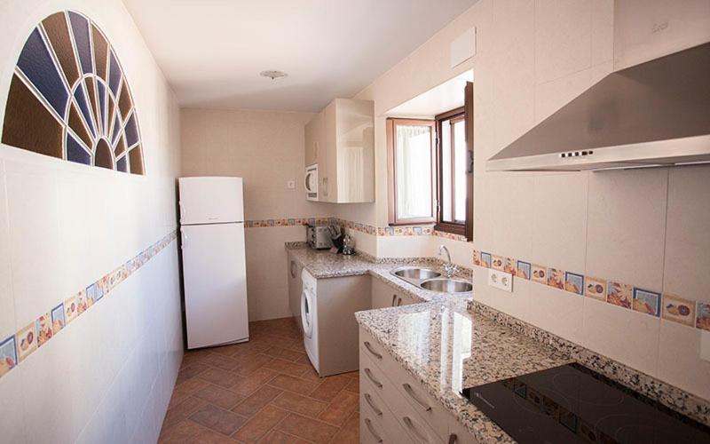 Double or Twin Room - Photo 14