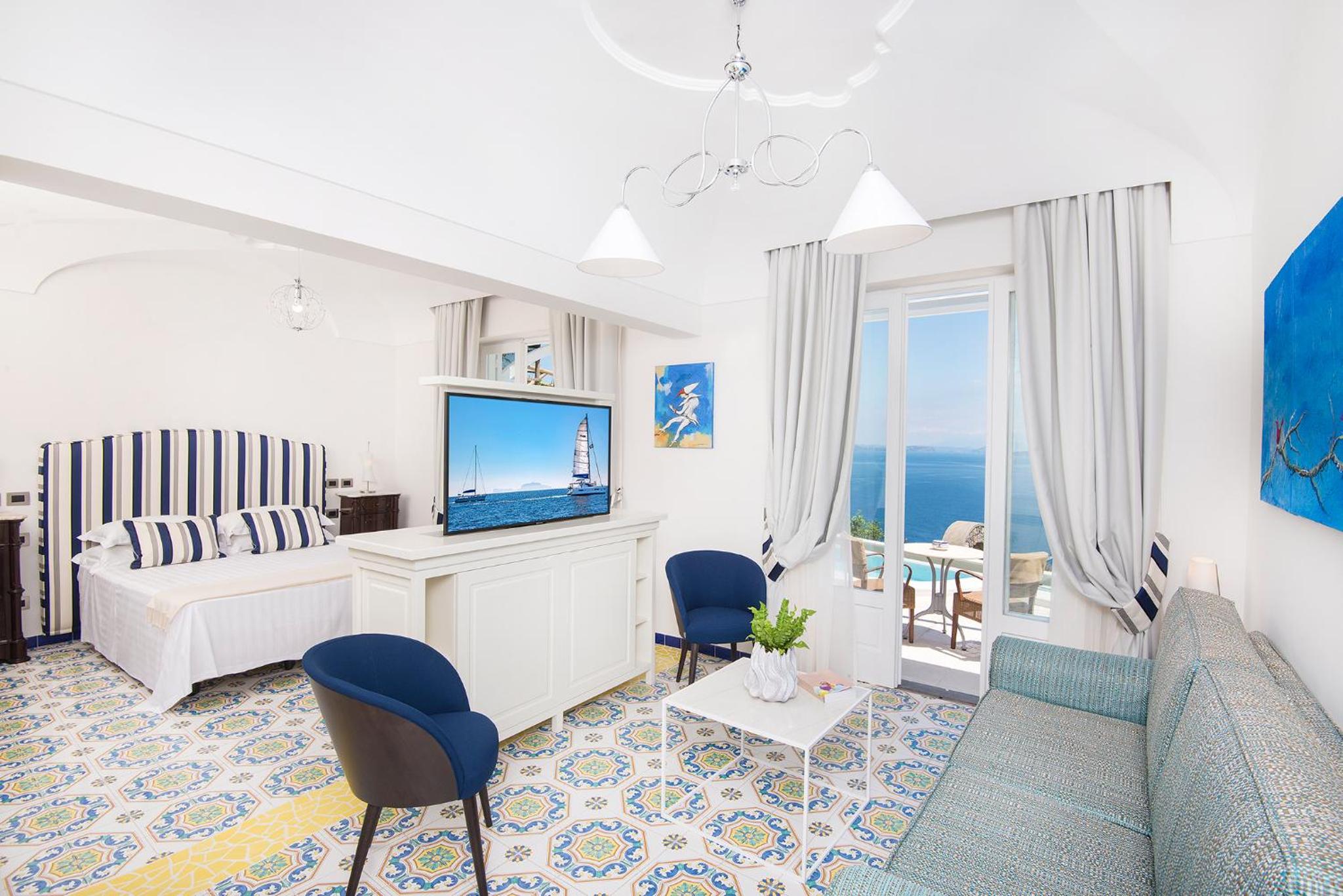 King Suite with Sea View - Photo 4