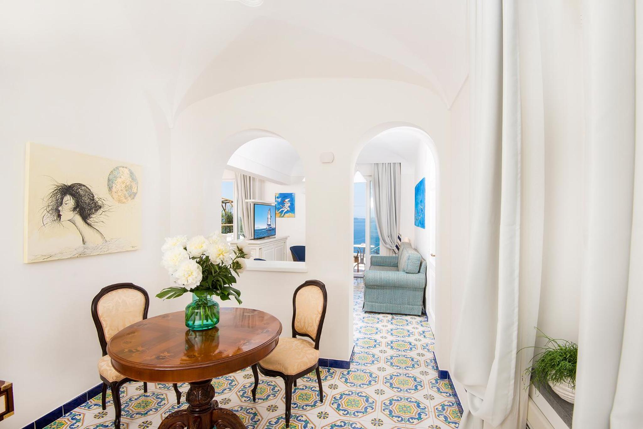 King Suite with Sea View - Photo 6