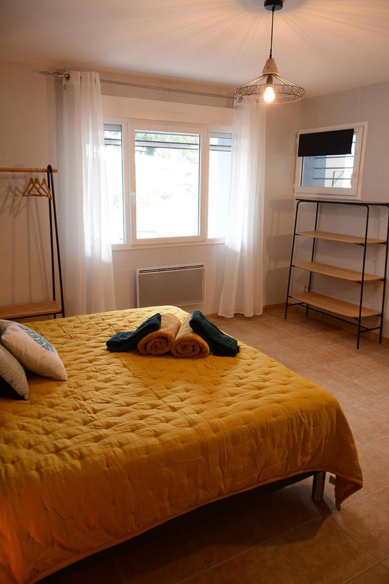 Double Room with Pool View photo 2
