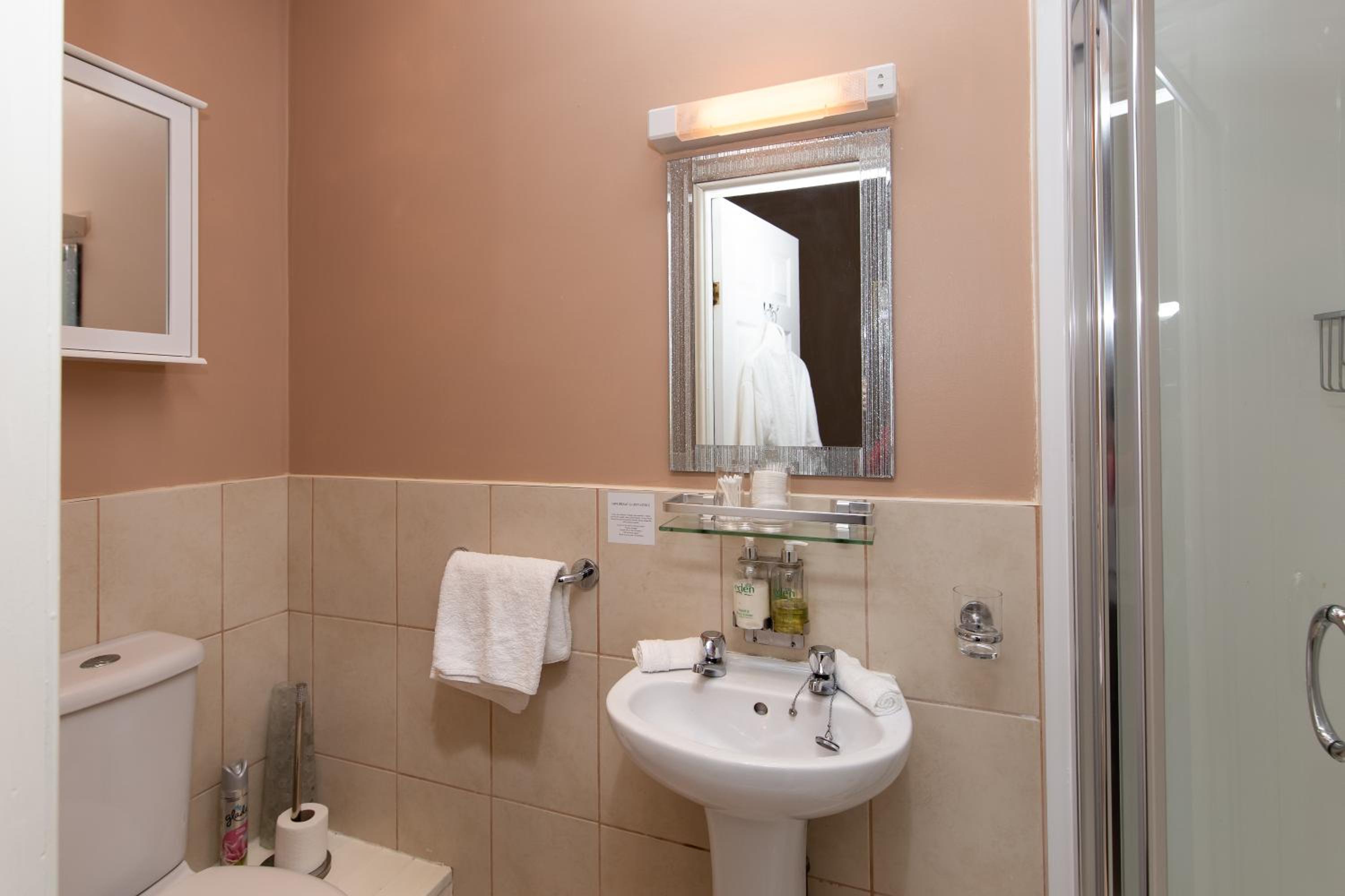 Superior Twin Room photo 2