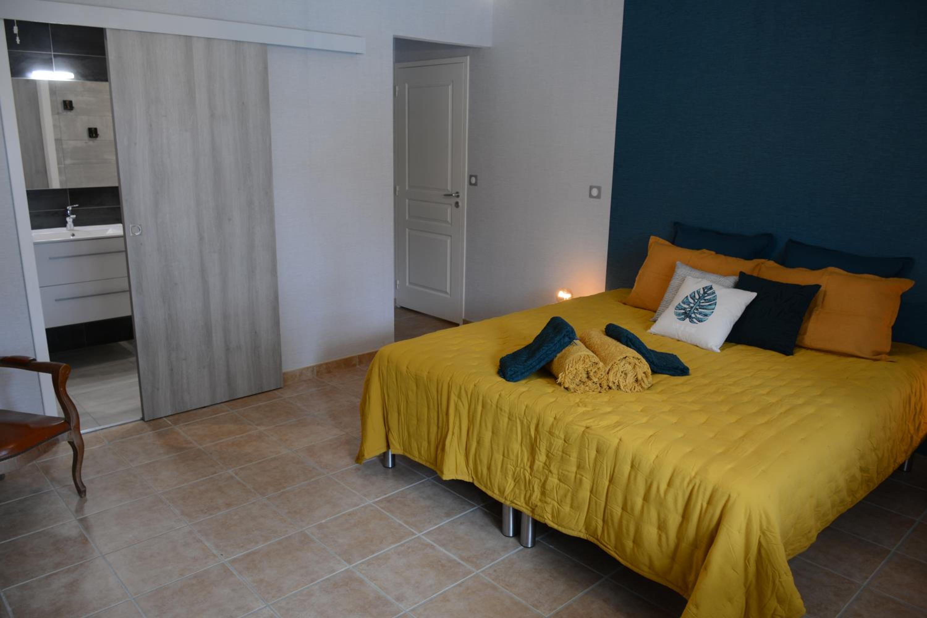Double Room with Pool View photo 1