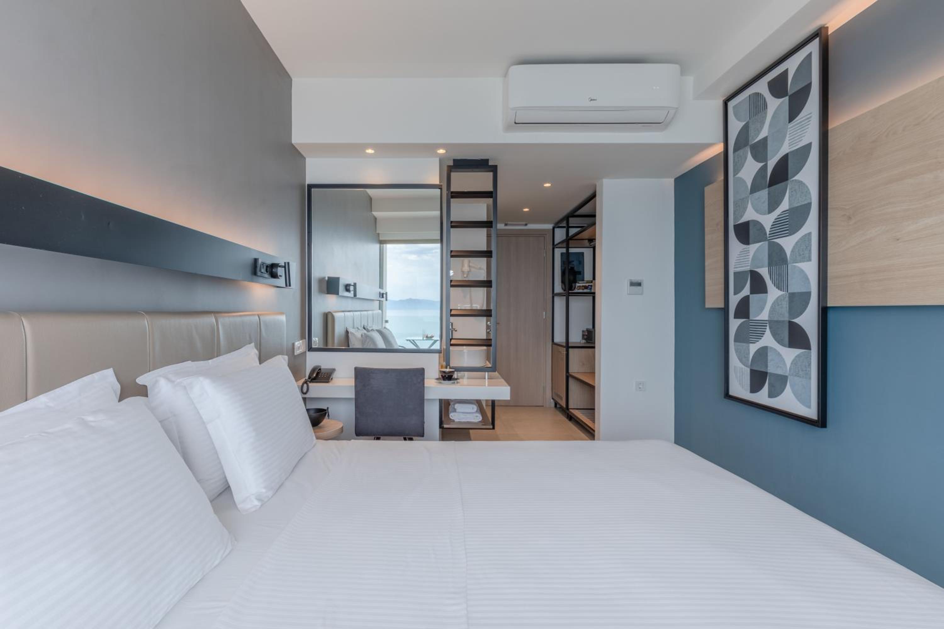 Twin Room - Photo 14