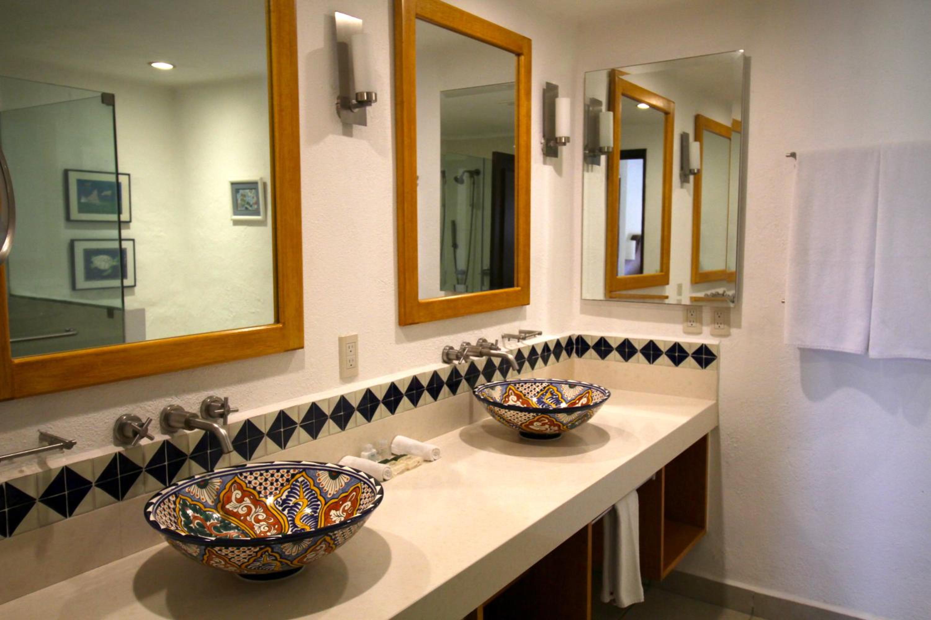 Two-Bedroom Apartment - Photo 2