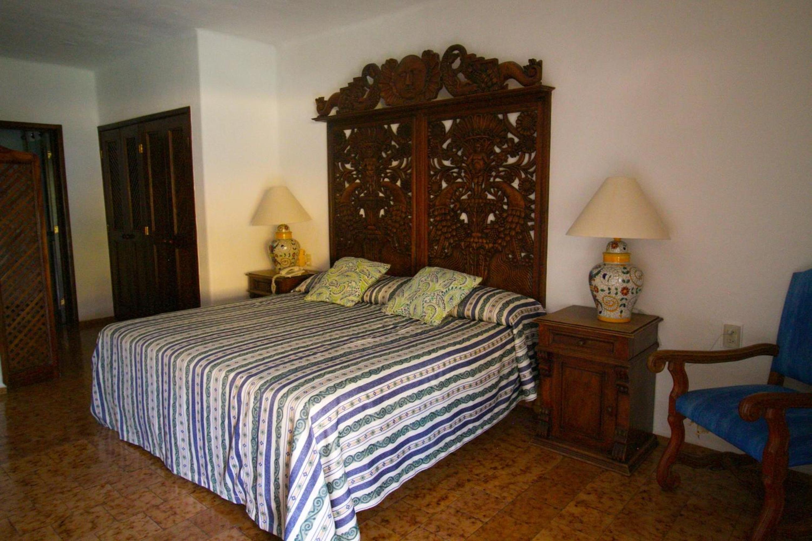 Two-Bedroom Apartment - Photo 8