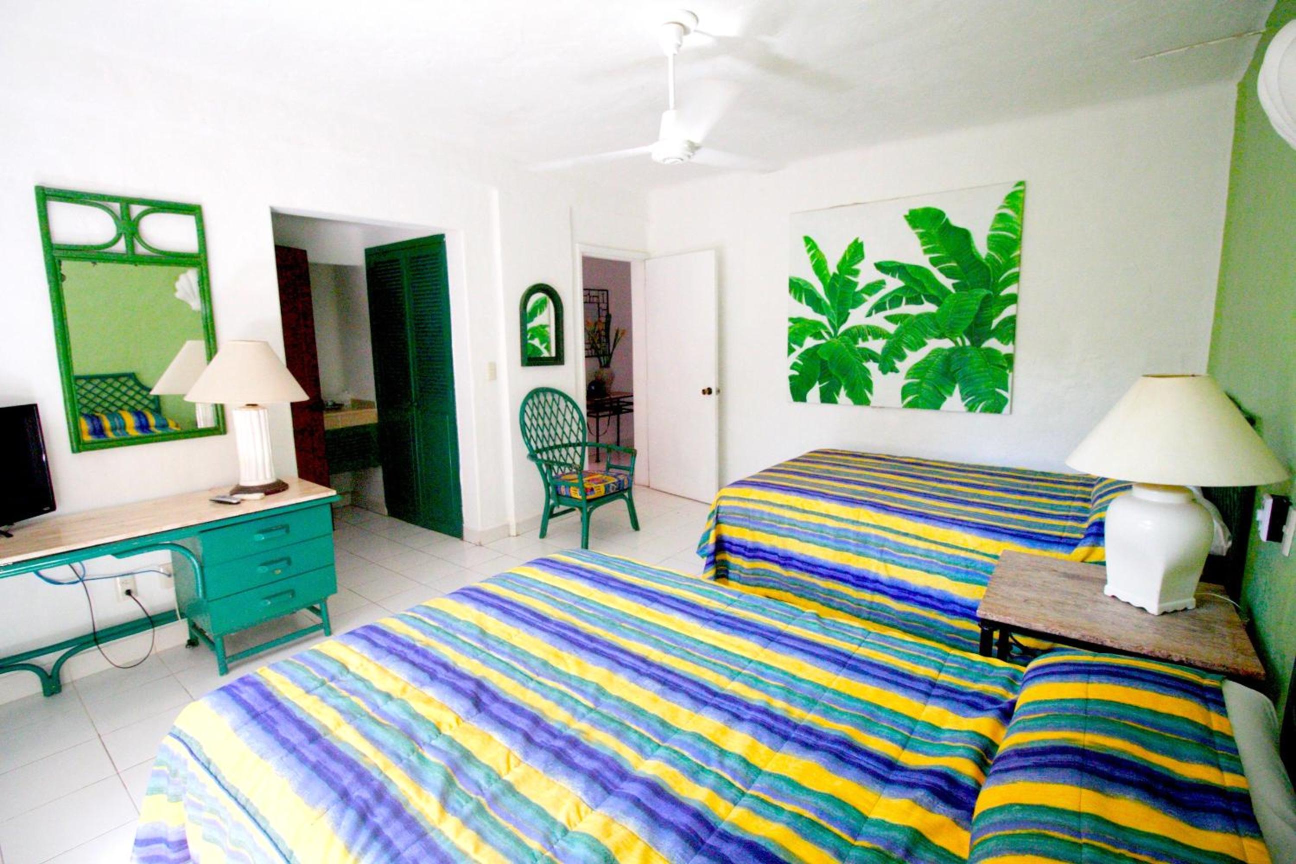 Three-Bedroom Apartment photo 3