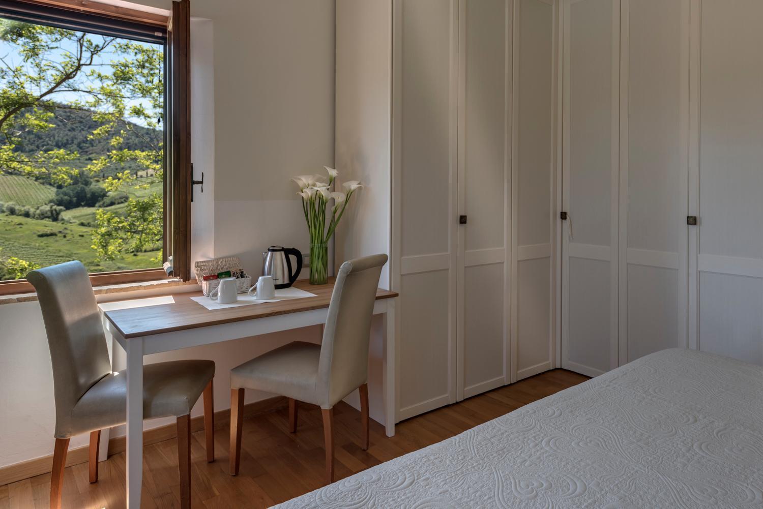 Junior Suite with Garden View - Photo 1