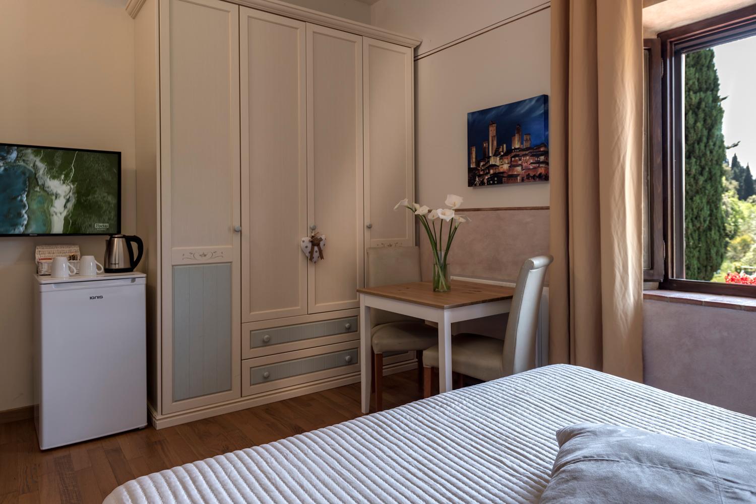 Deluxe Double or Twin Room with Garden View - Photo 3