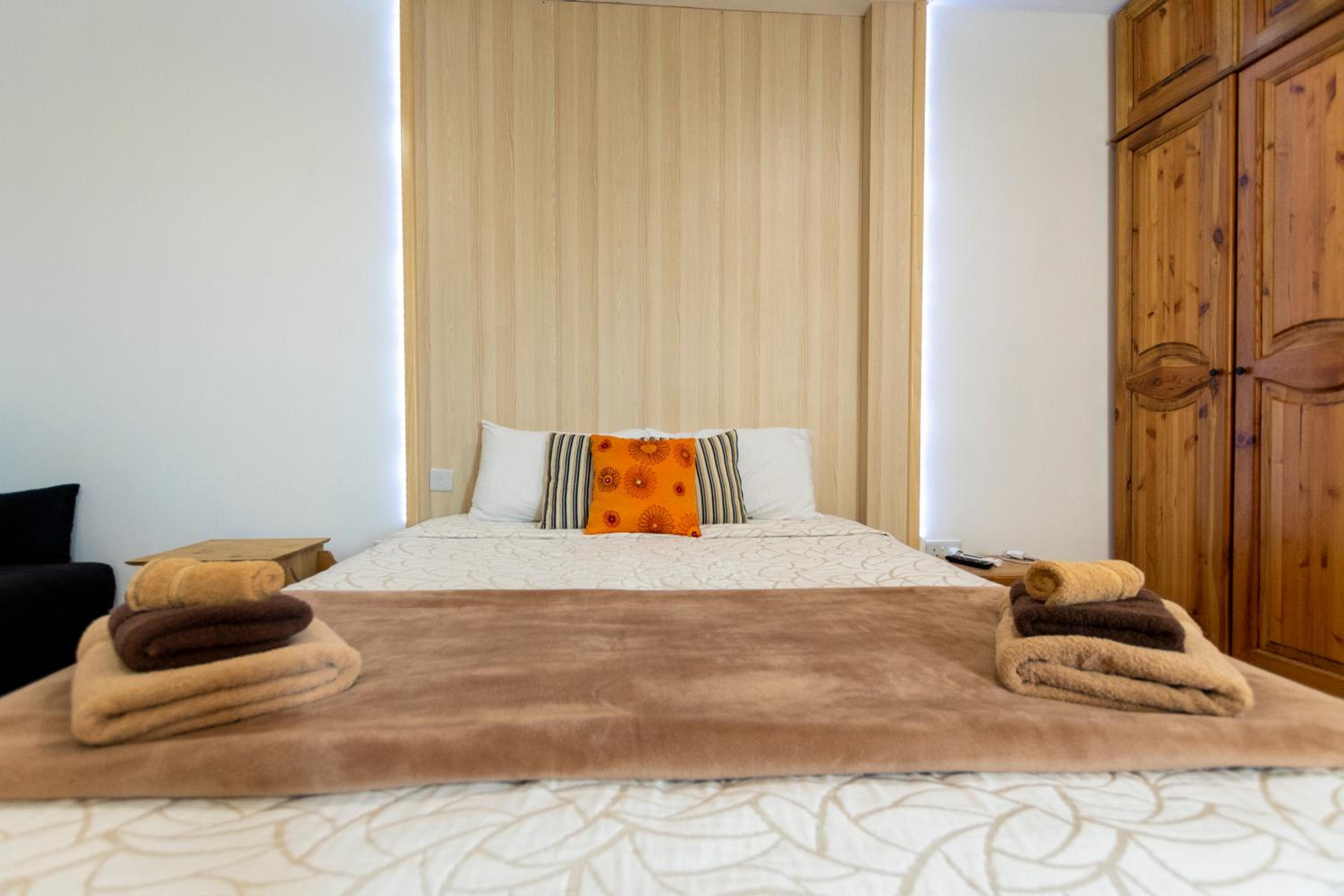 Studio Apartment photo 3