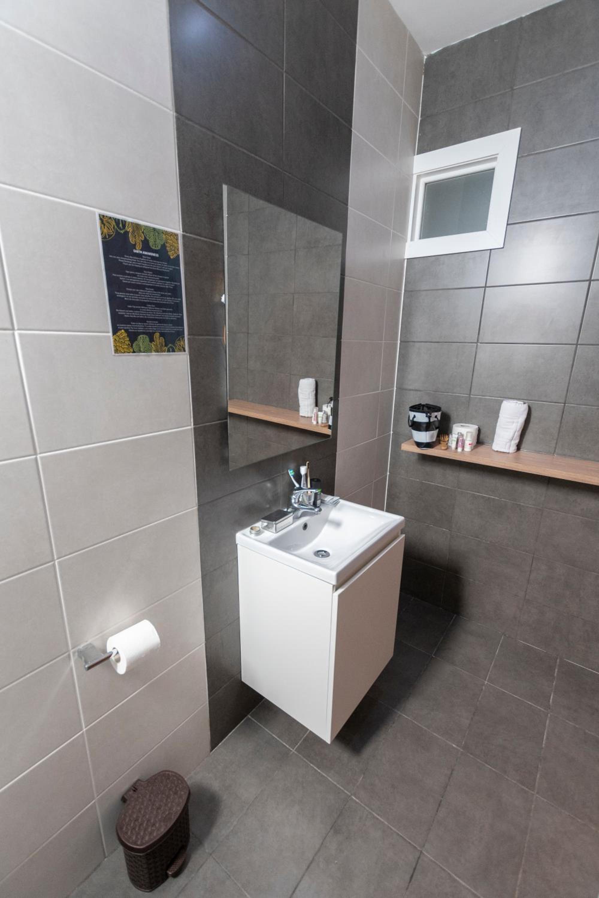 Standard Triple Room photo 2