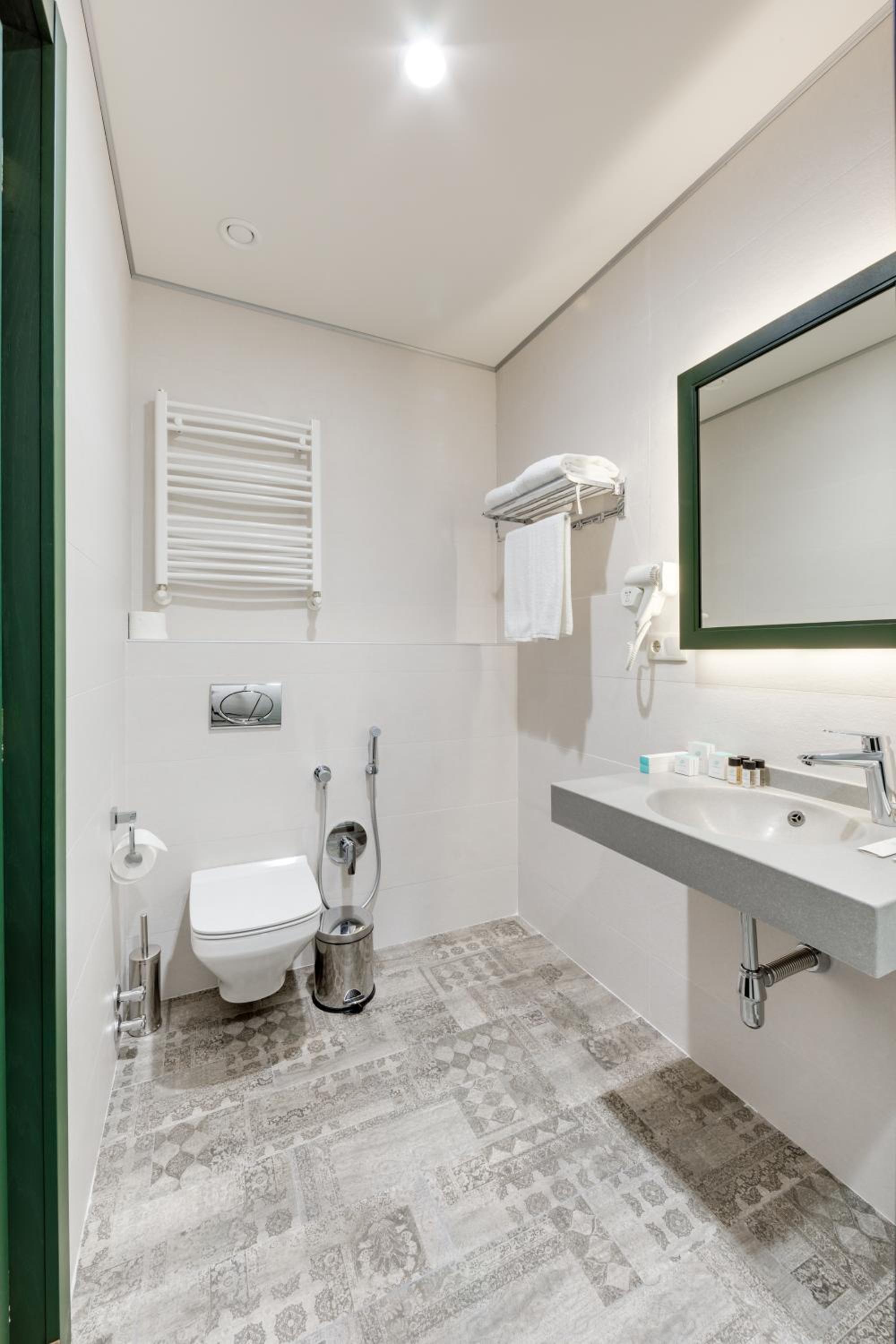 Economy Double or Twin Room - Photo 4