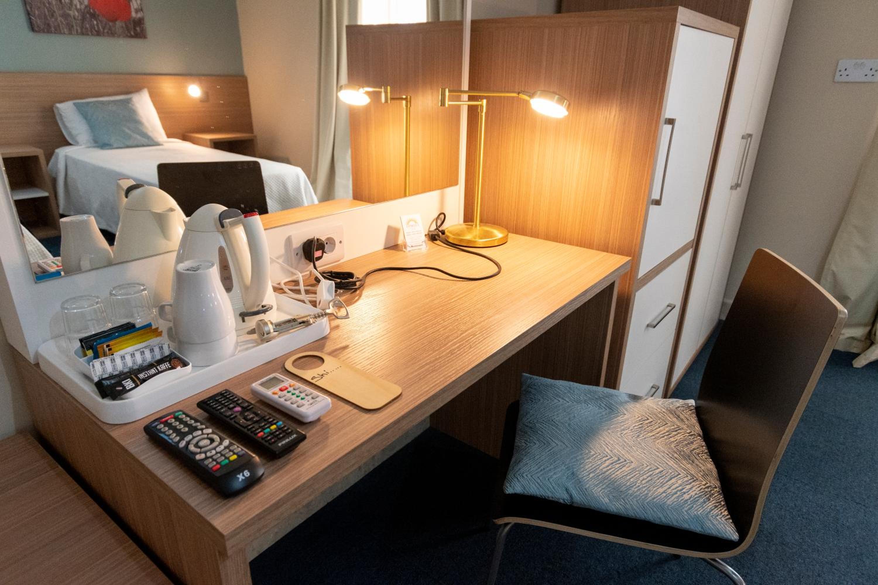 Standard Double Room photo 2