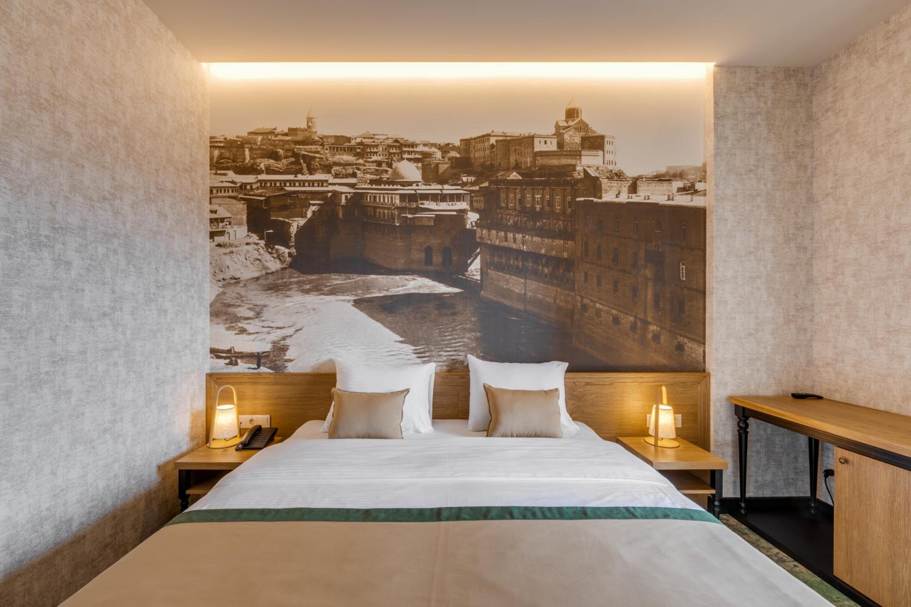 Standard Double or Twin Room - Photo 2