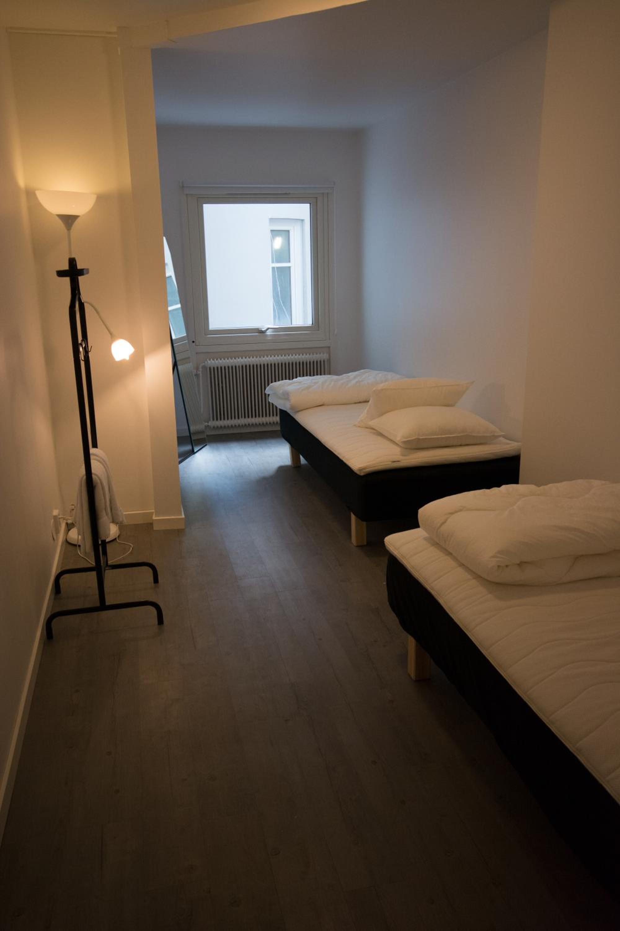 Twin Room With Shared Bathroom photo 1