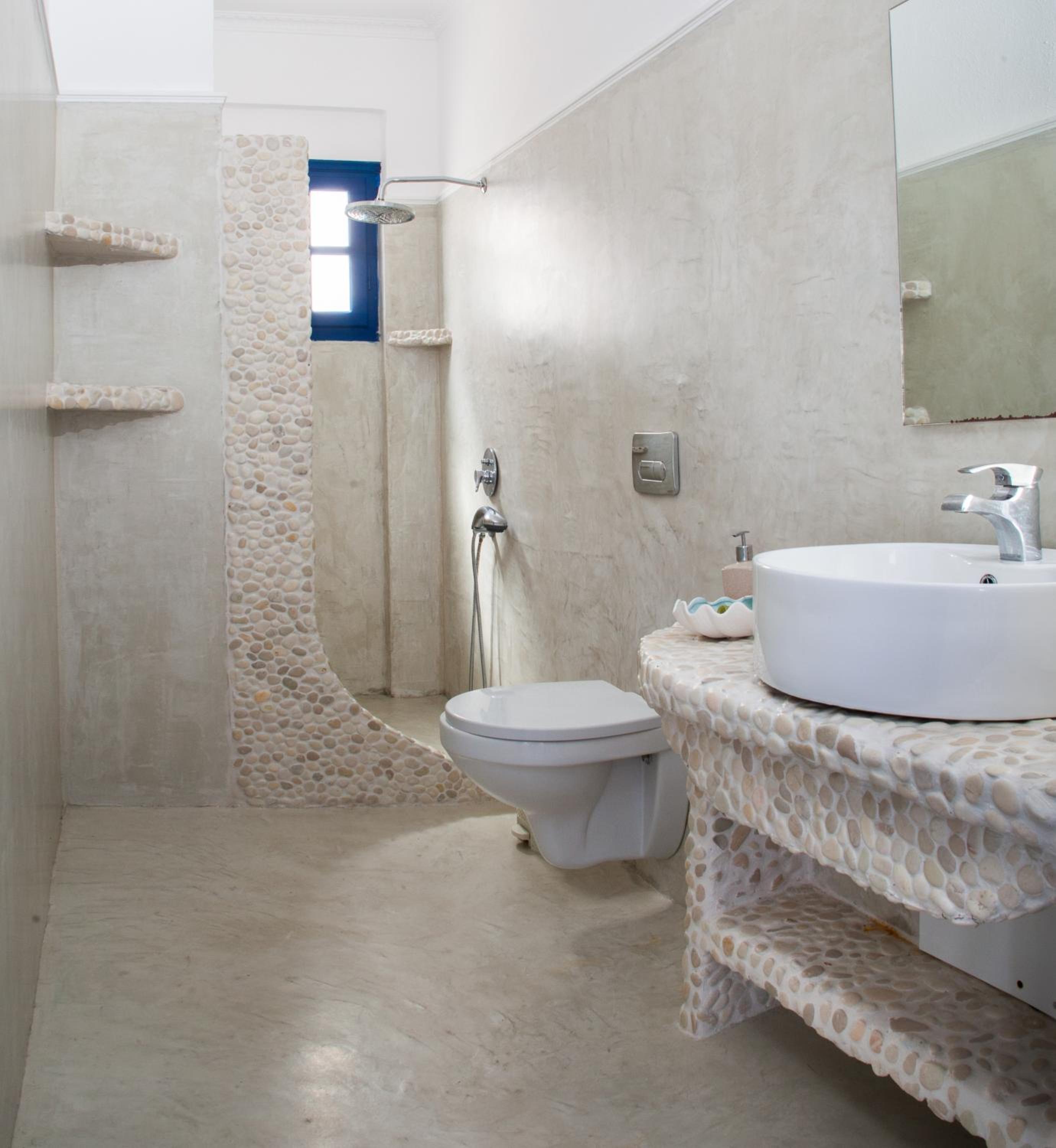 Double Room by the Pool - Photo 9