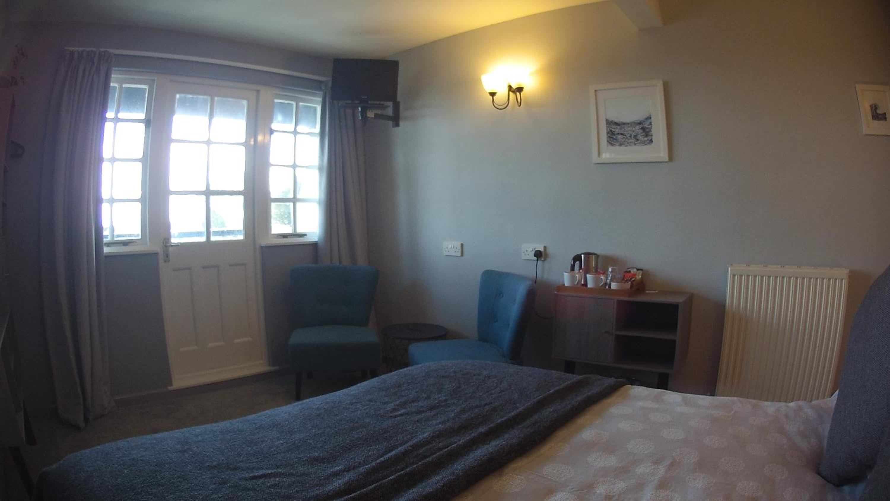 King Room with Balcony photo 1