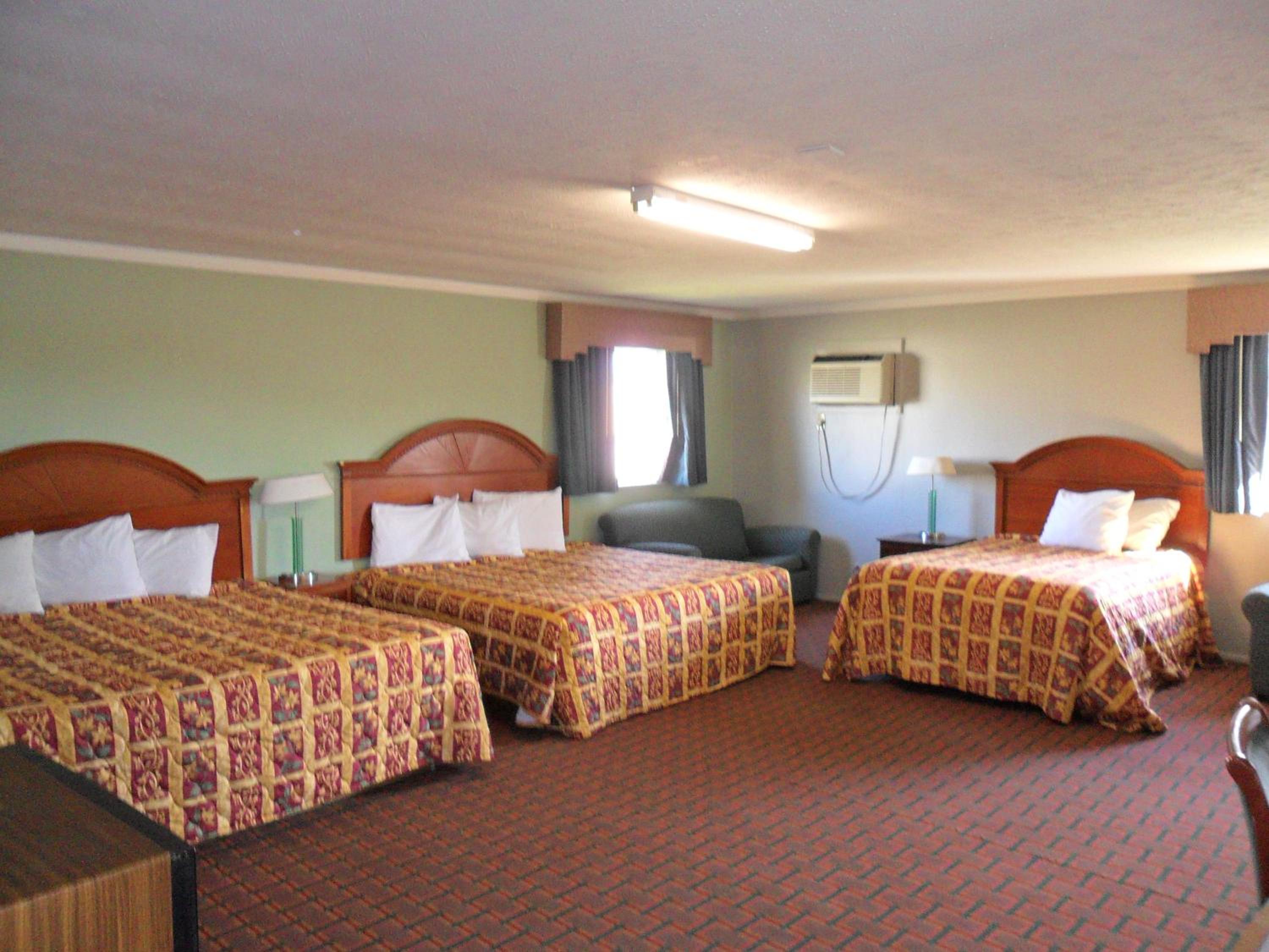 Quadruple Room photo 2