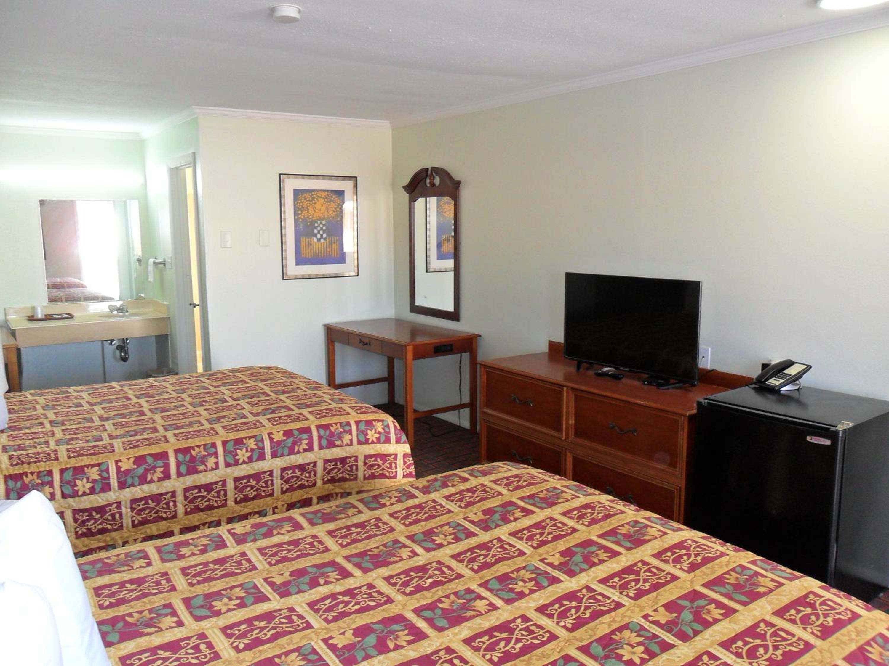 Double Room with Two Double Beds - Non-Smoking photo 1