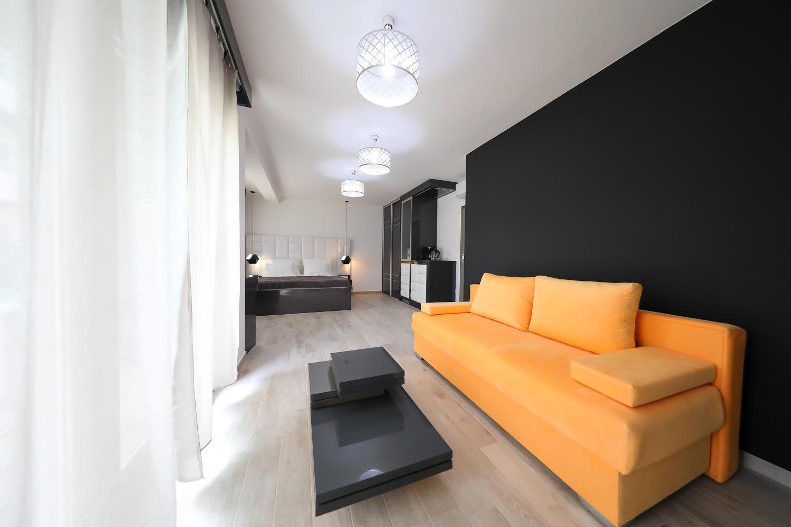 Deluxe Double Room with Balcony photo 2