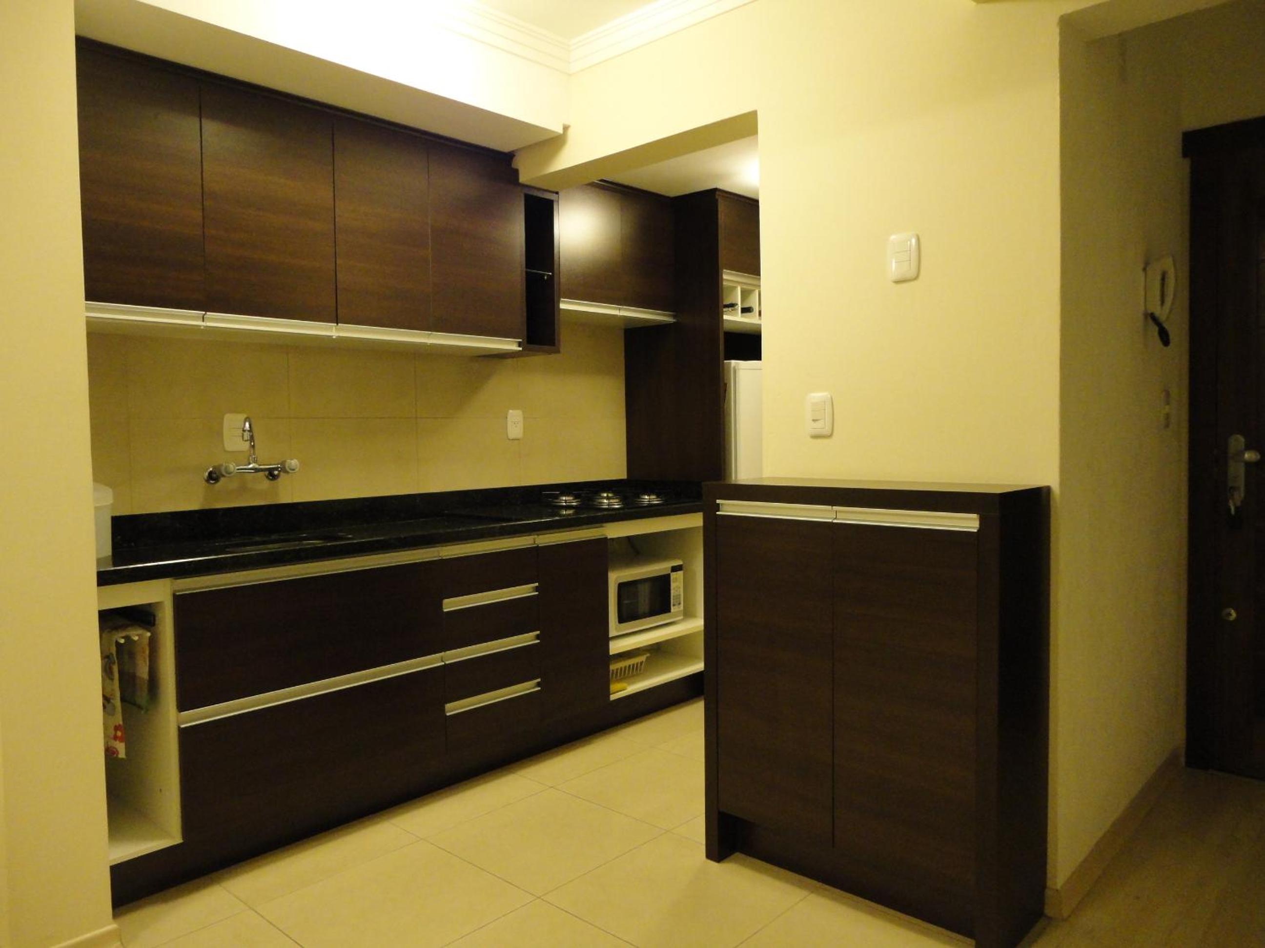 Superior One-Bedroom Apartment - Photo 18