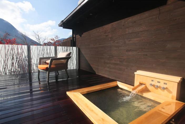 Suite Japanese Western Room with Open-Air Bath - Rin photo 2