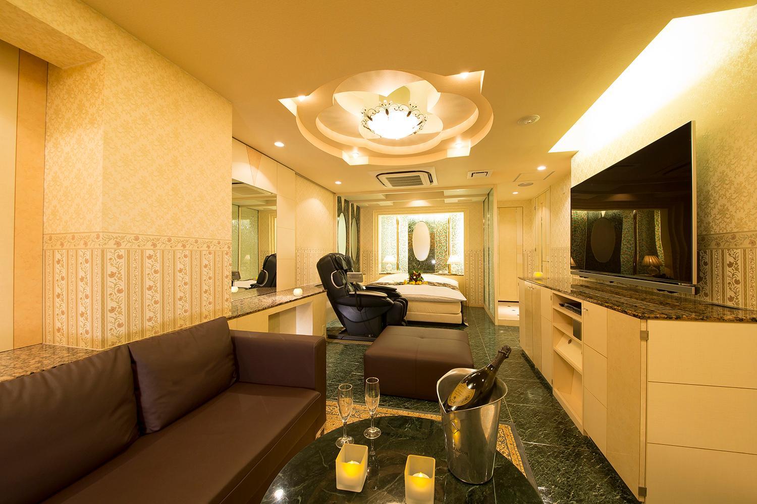 Deluxe Double Room - Photo 1