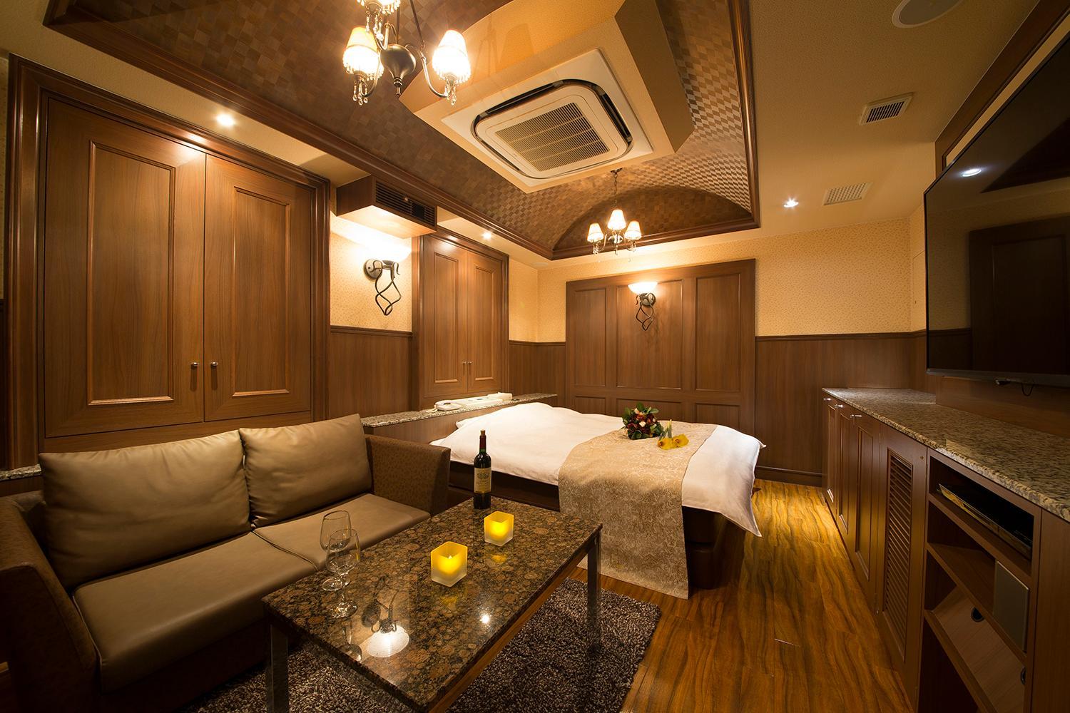 Economy Double Room - Photo 4