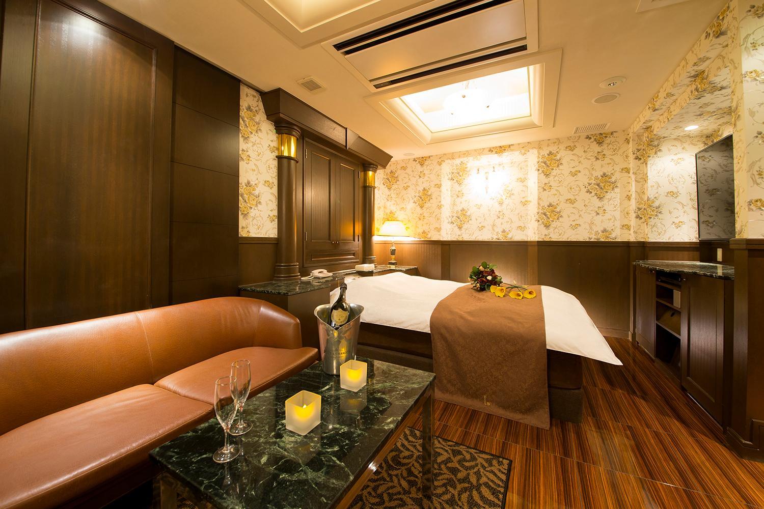 Standard Double Room - Photo 3