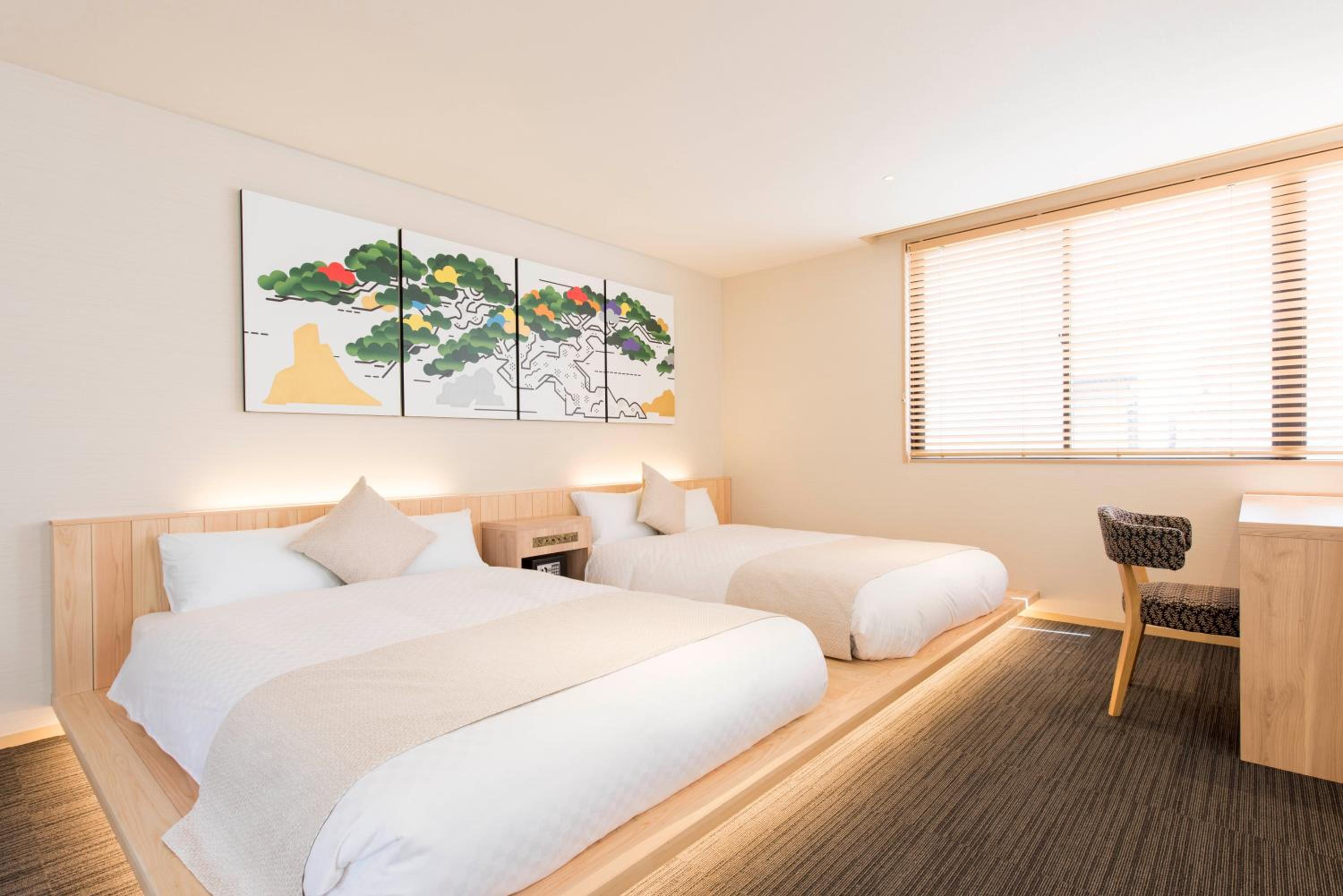 Superior Double Room with Two Double Beds - Photo 1