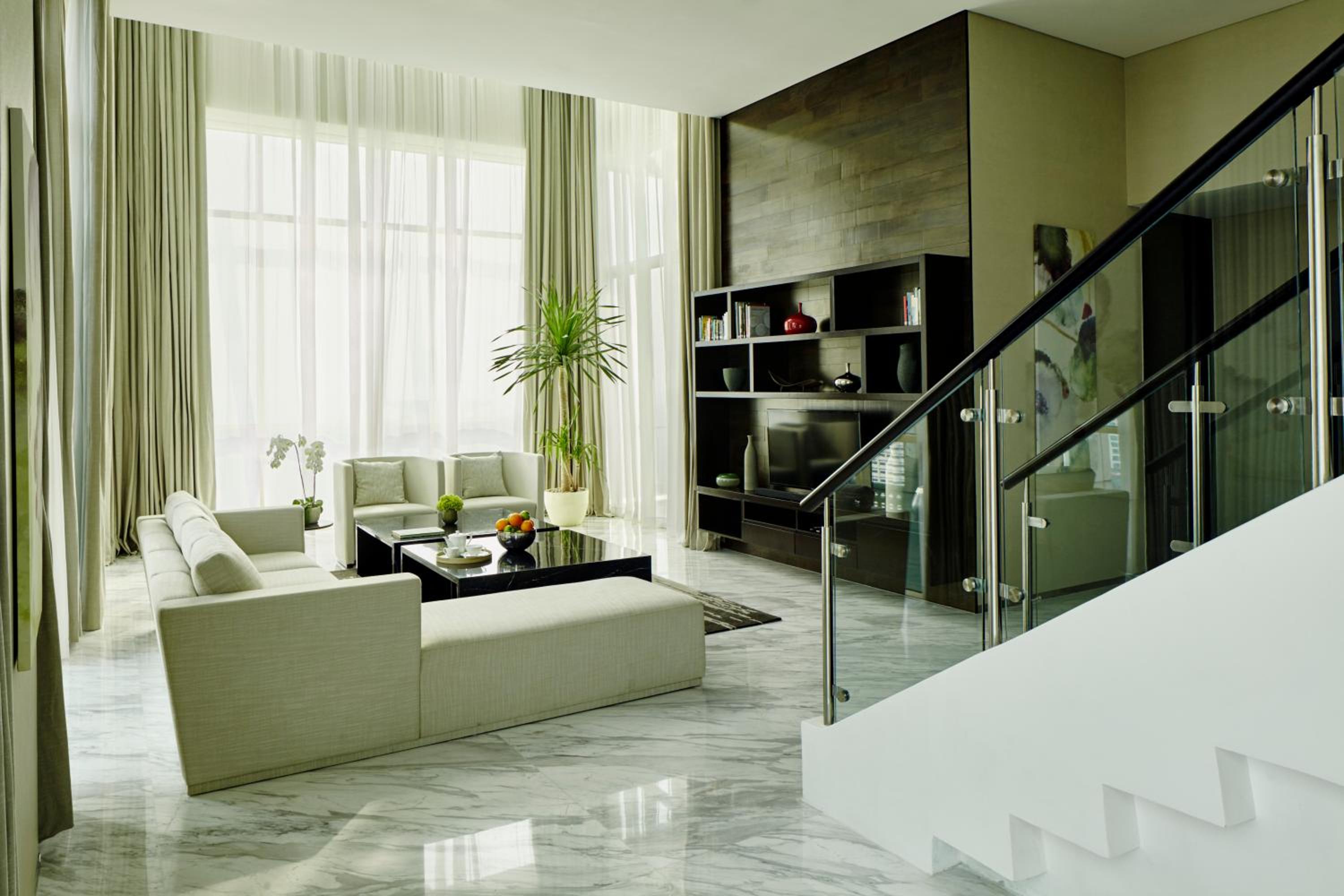 Penthouse Apartment - Photo 2