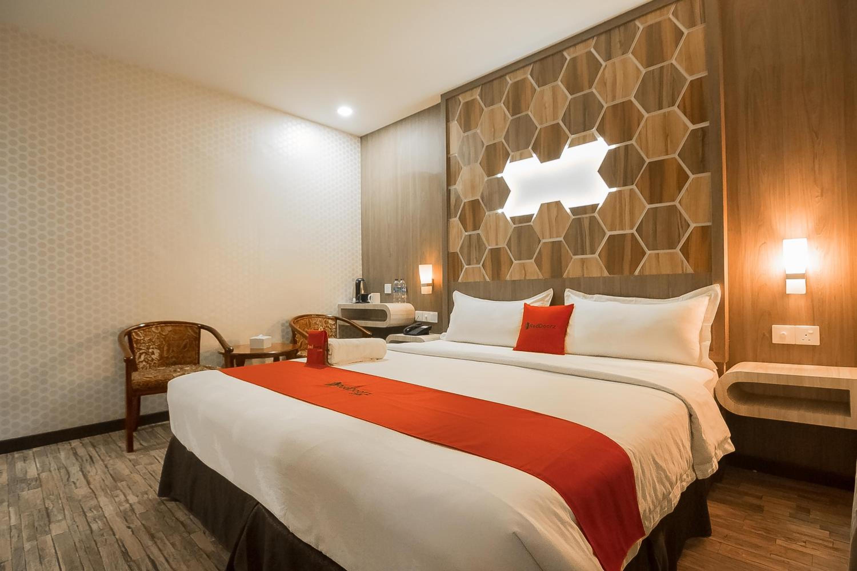 Deluxe Double Room - Photo 1