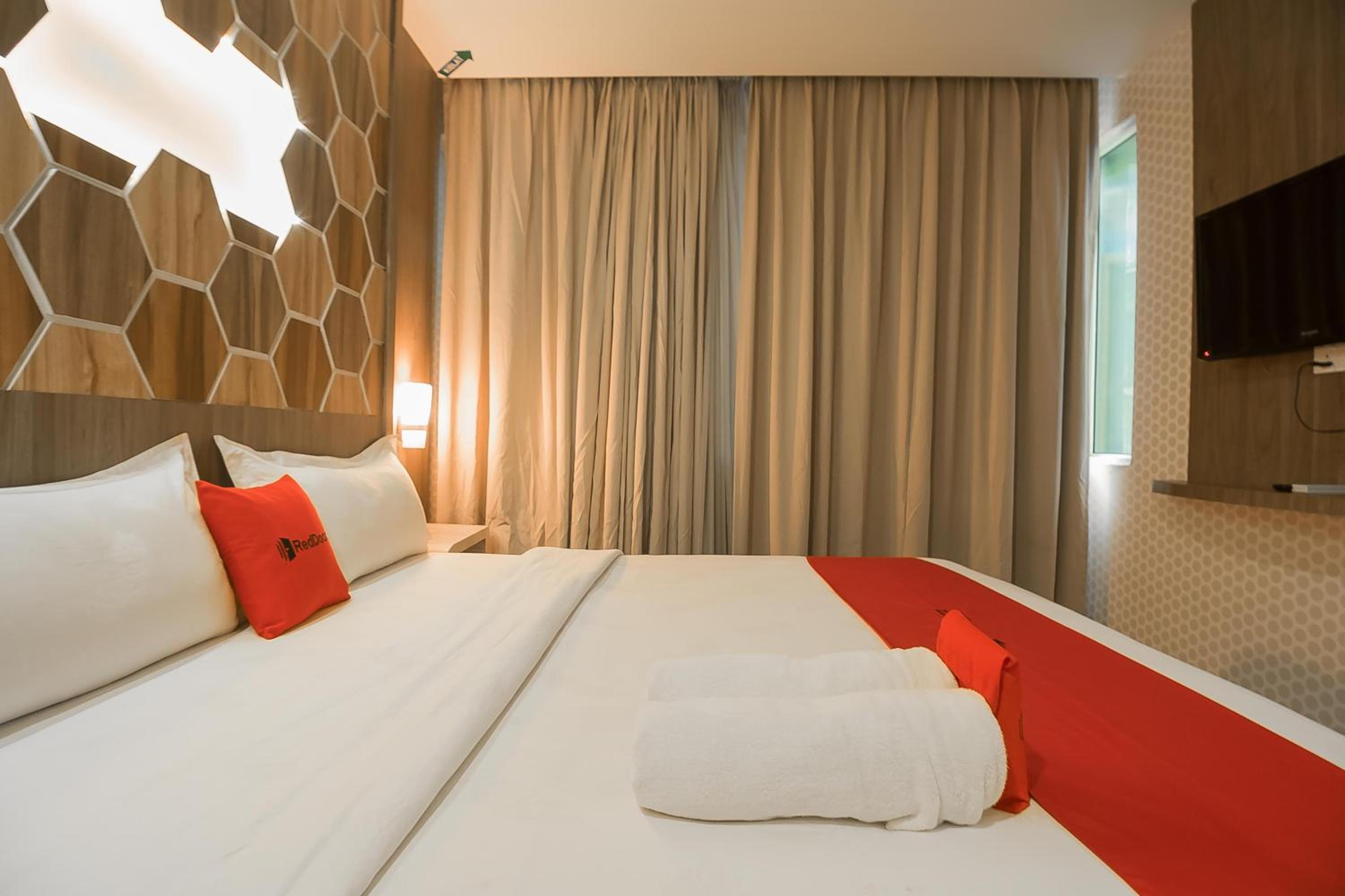 Deluxe Double Room - Photo 5