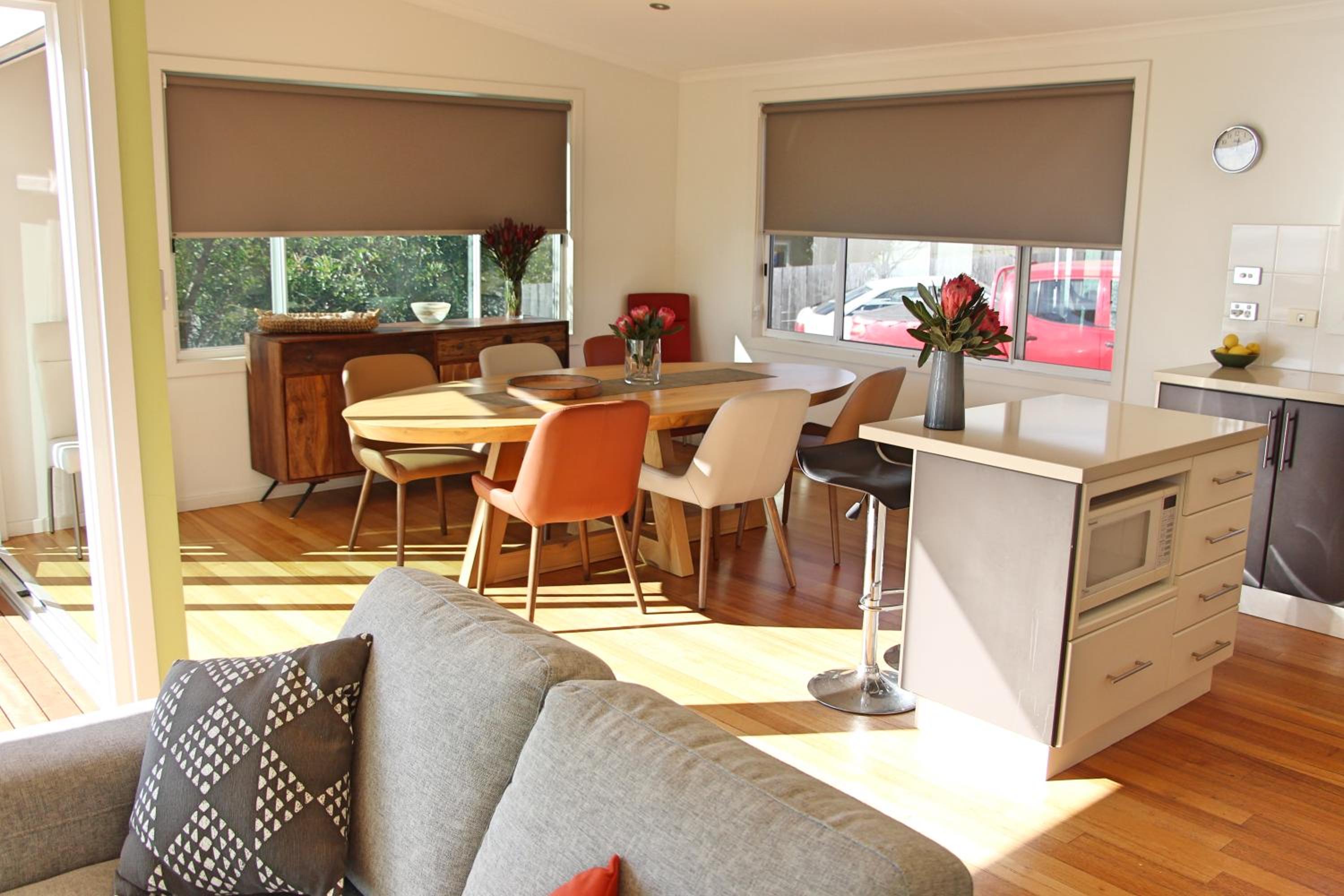 Three-Bedroom House photo 3