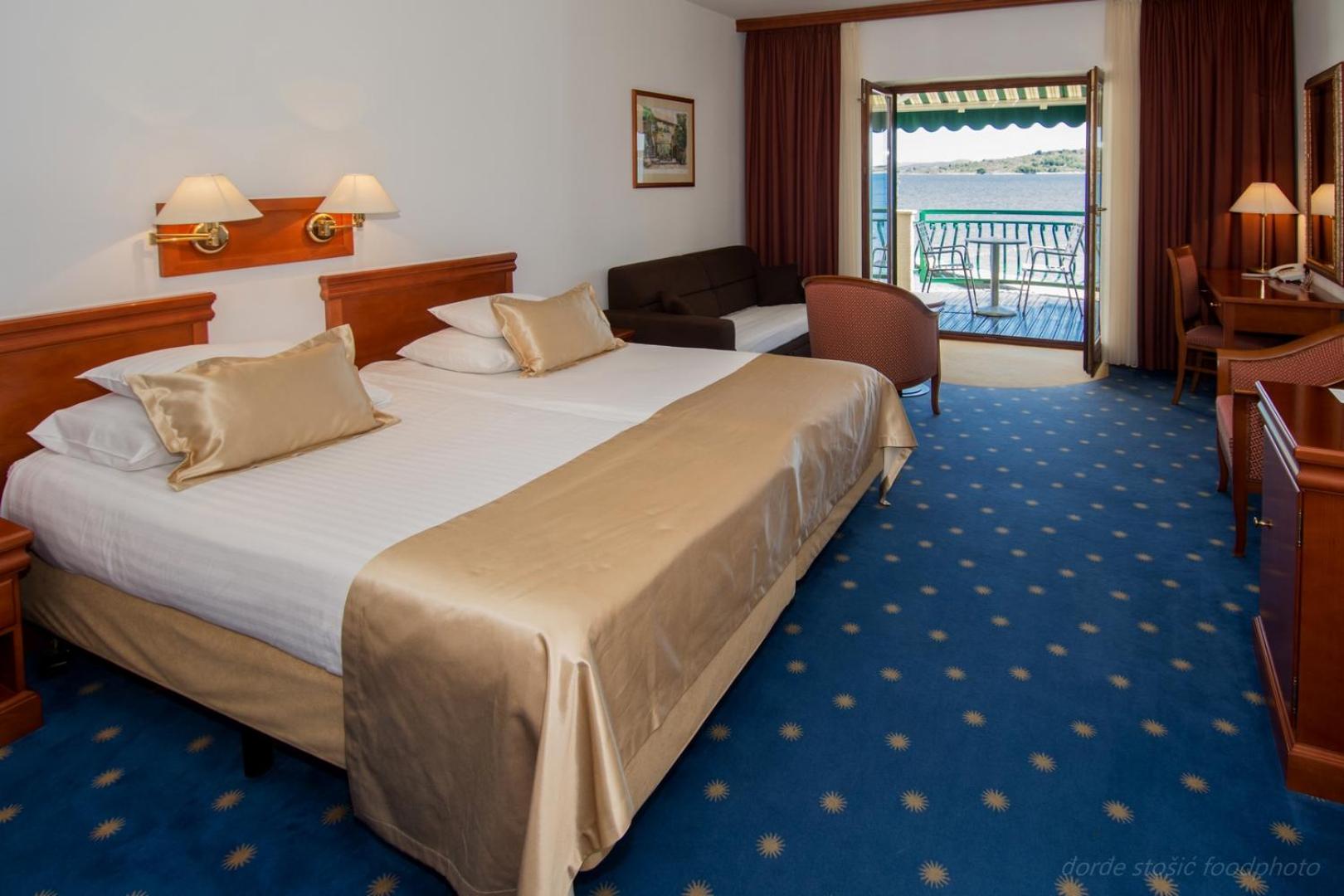 Superior Twin Room with Extra bed, Balcony and Sea View