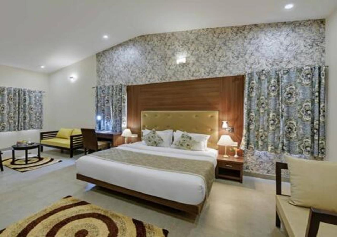 Super Deluxe Room