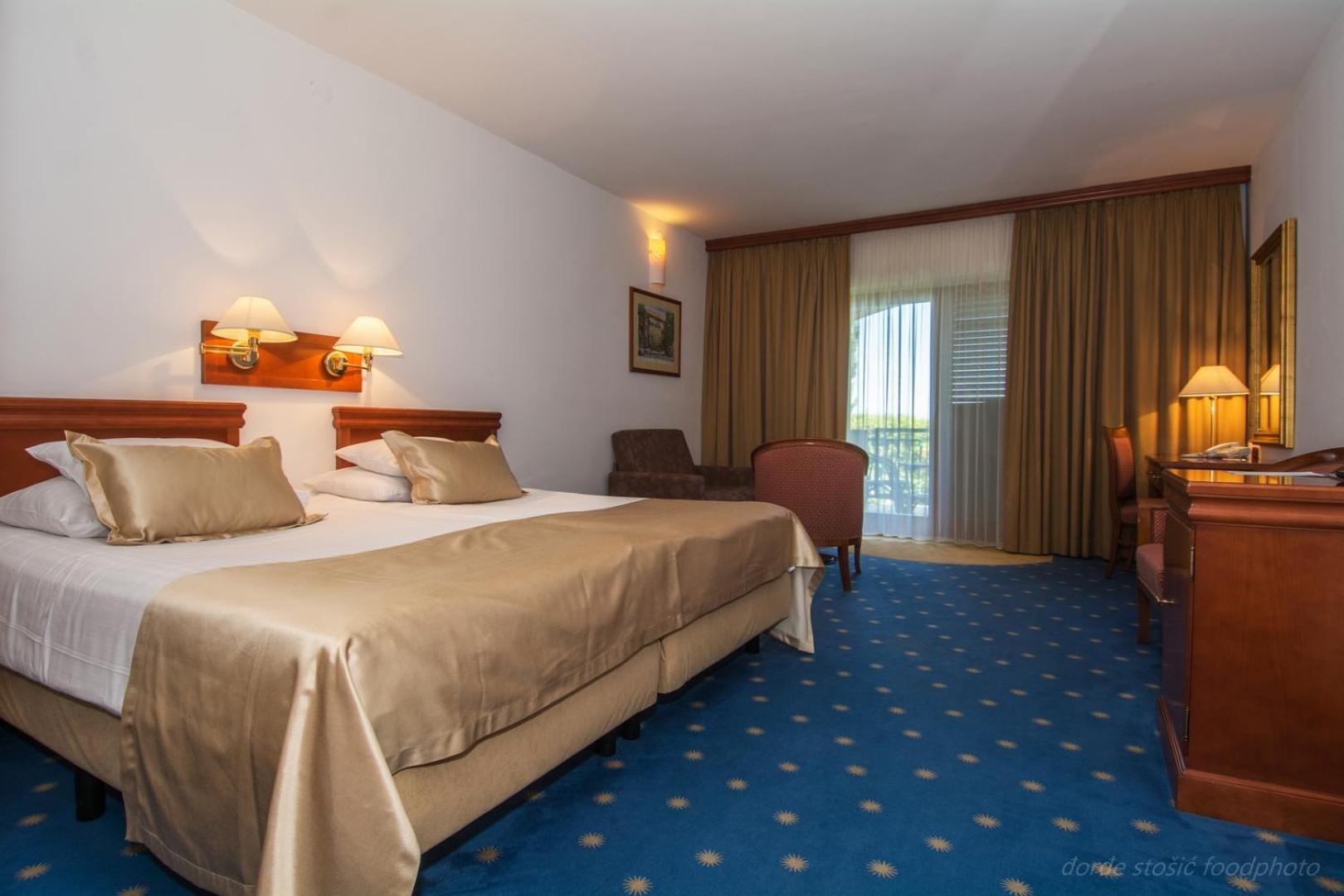 Deluxe Twin room with Extra bed, Sea view and Balcony