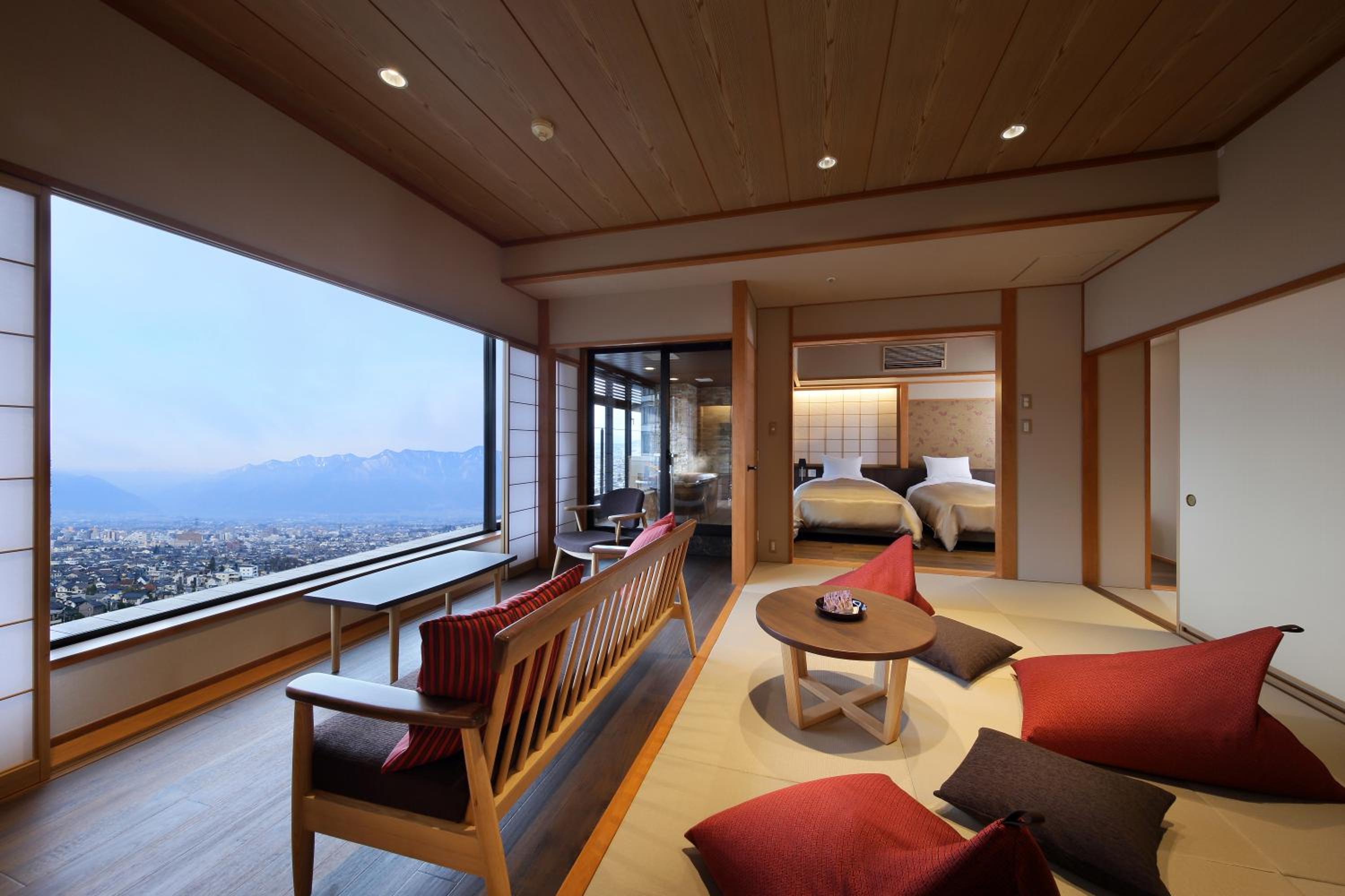 Room with Tatami Area and Open-Air Bath