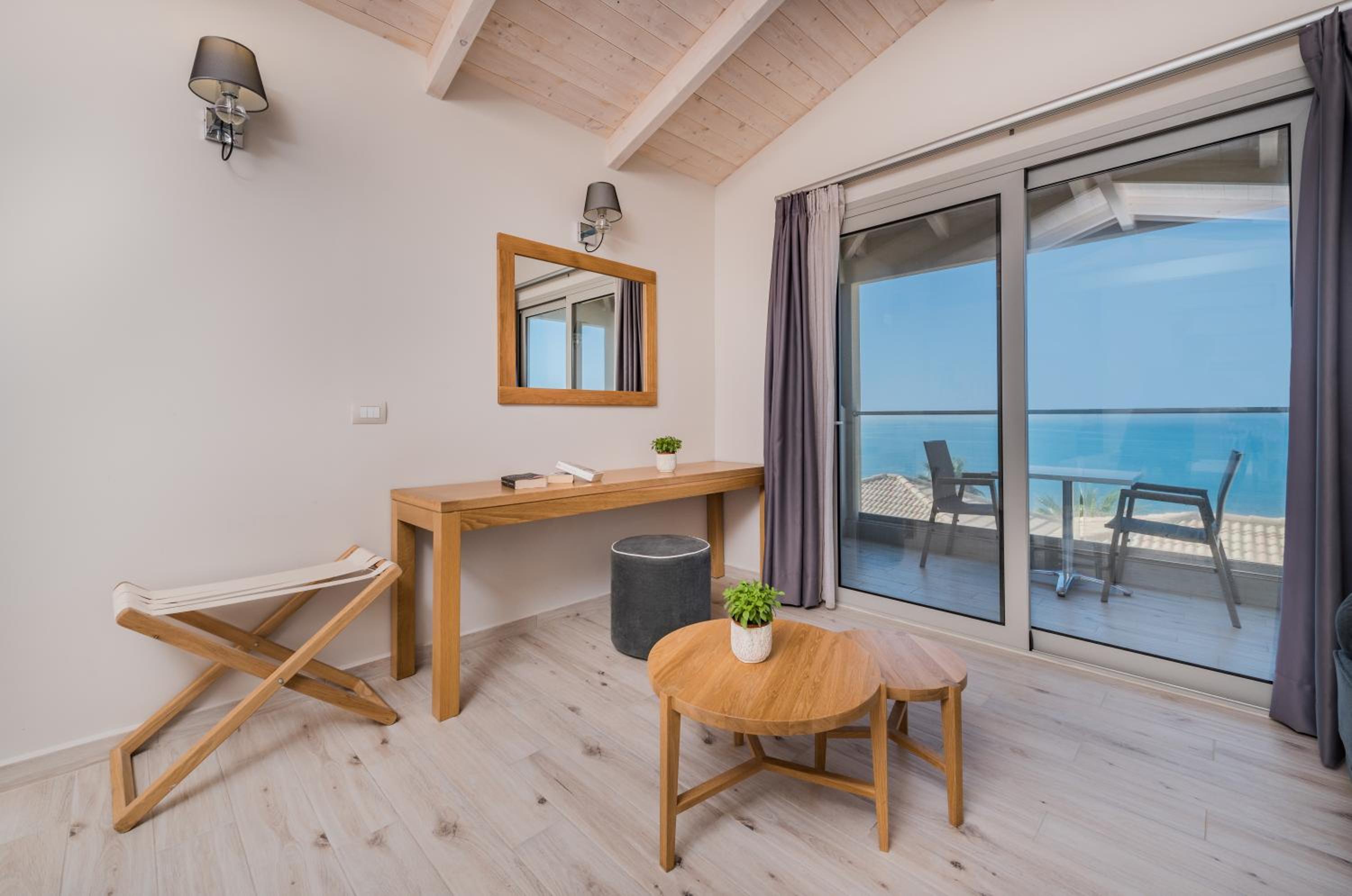 Superior Double or Twin Room with Sea View