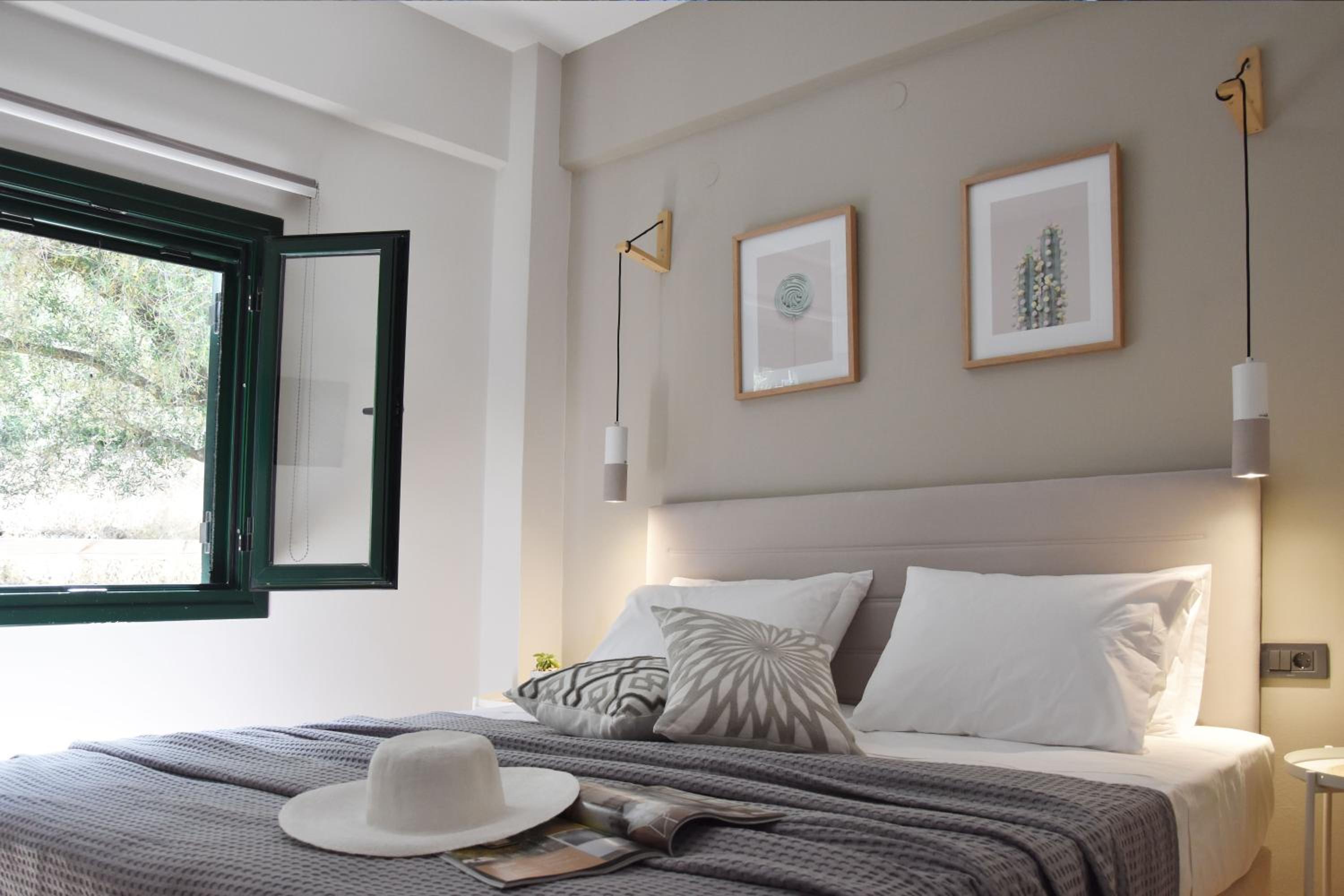 Two-Bedroom Villa - Photo 10