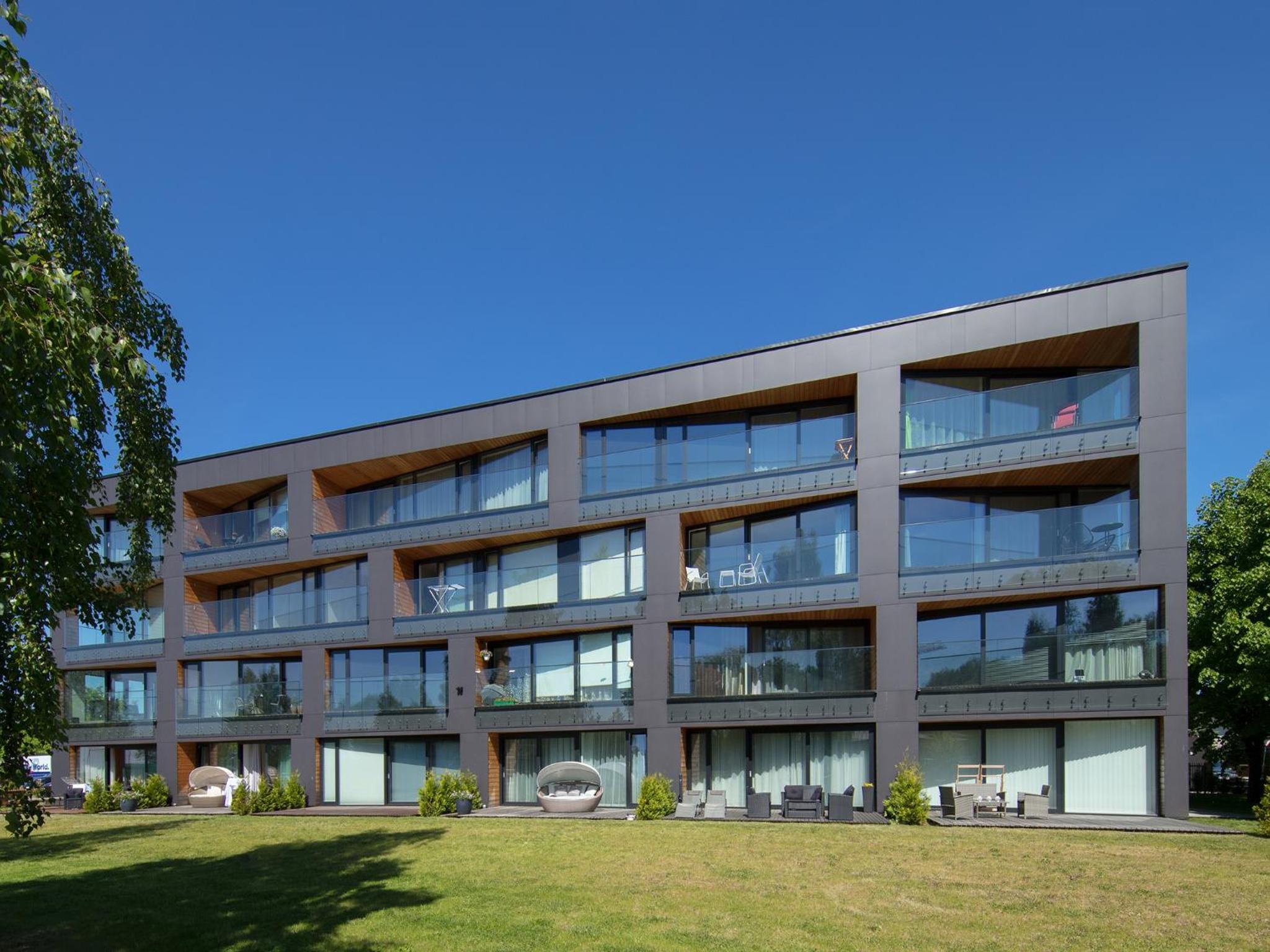 Apartment with Terrace - Photo 3