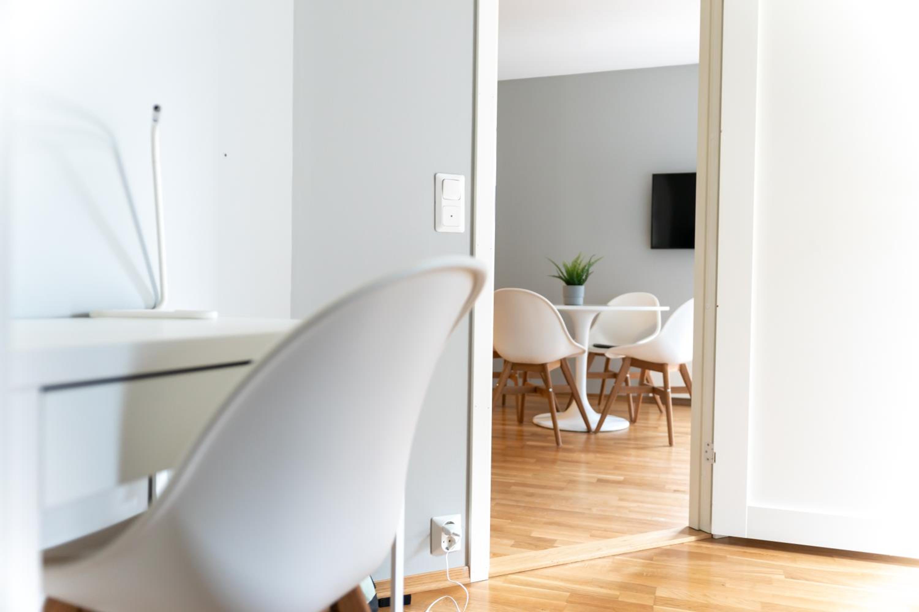 One-Bedroom Apartment - Photo 4