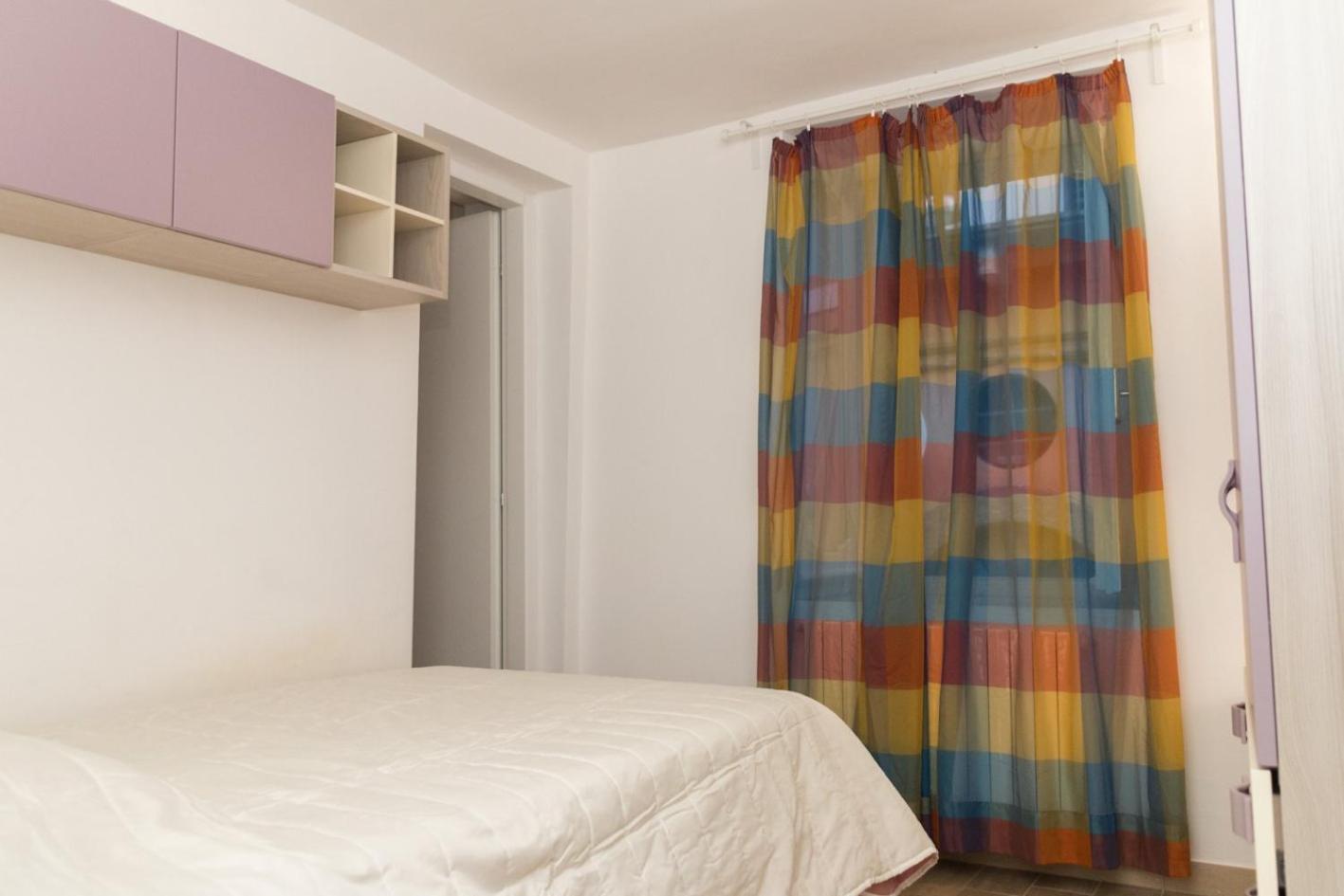 Twin Room With Private Bathroom photo 2