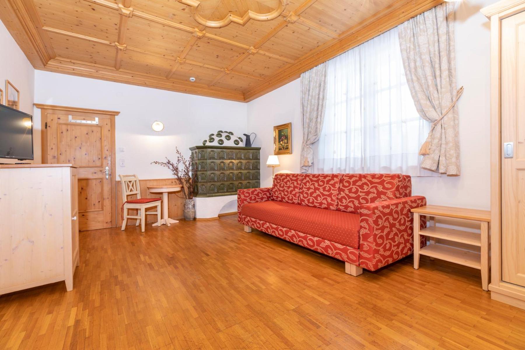 Standard Suite with Terrace - Photo 3