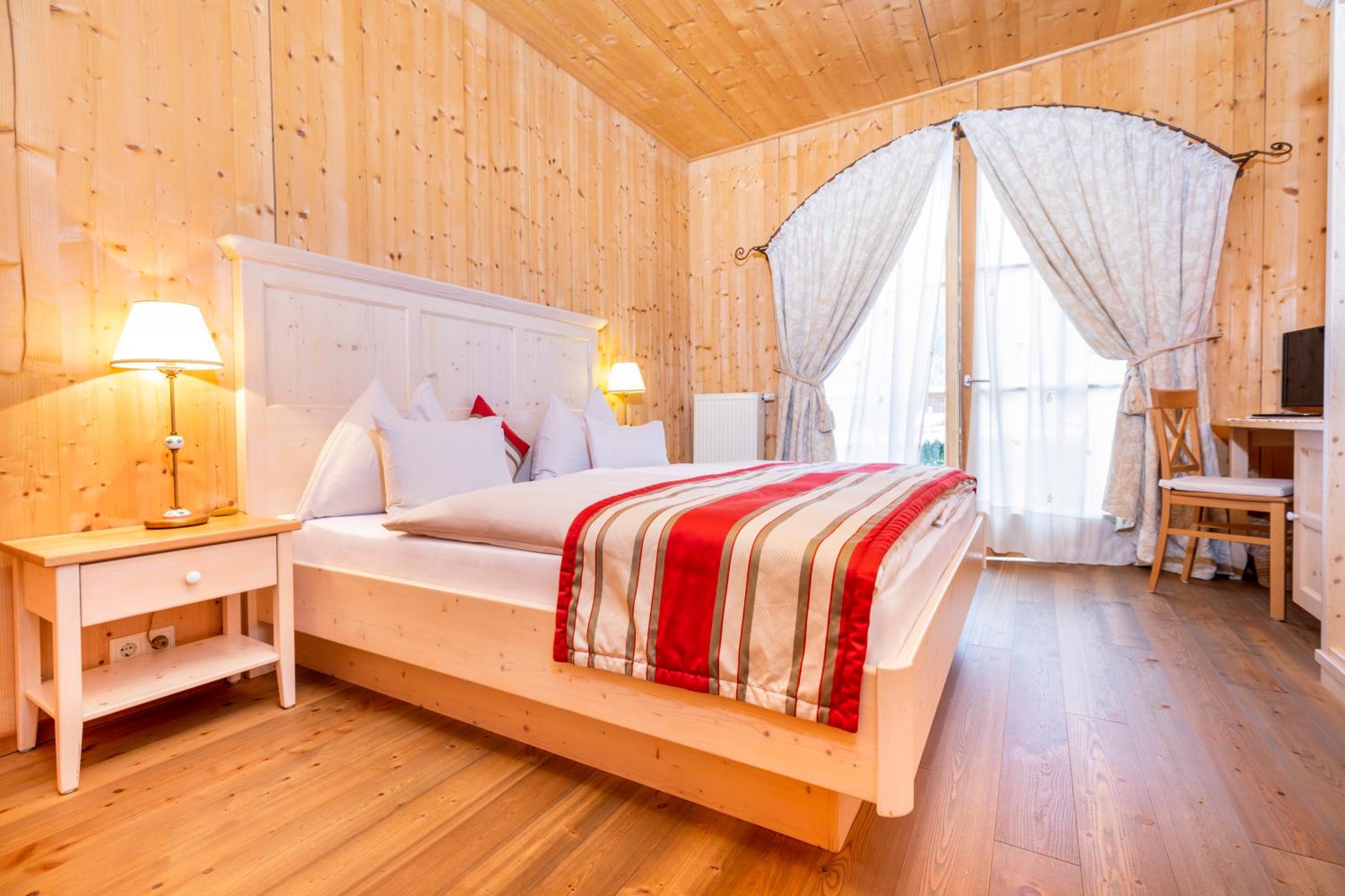 Standard Suite with Terrace - Photo 1