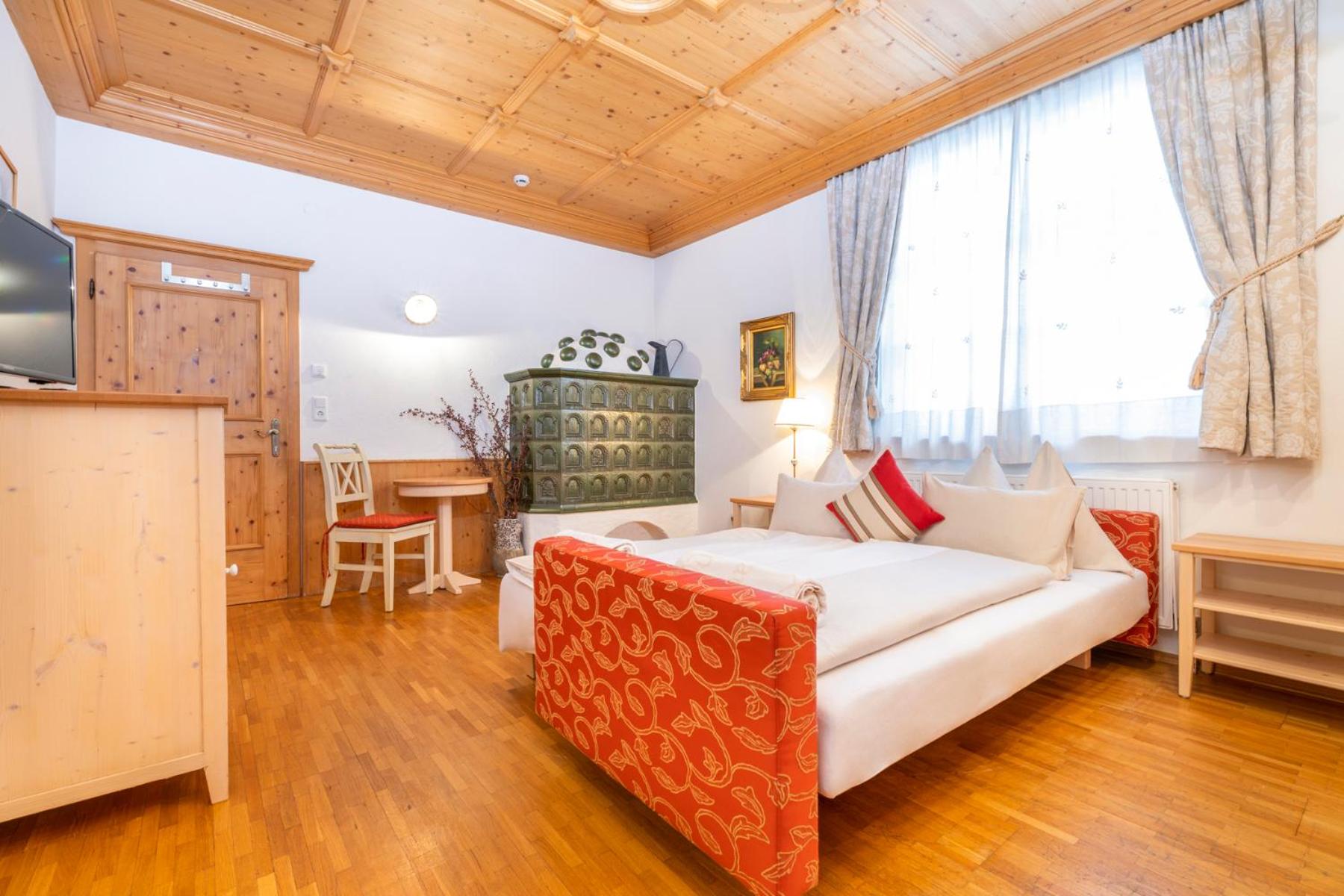Standard Suite with Terrace - Photo 4