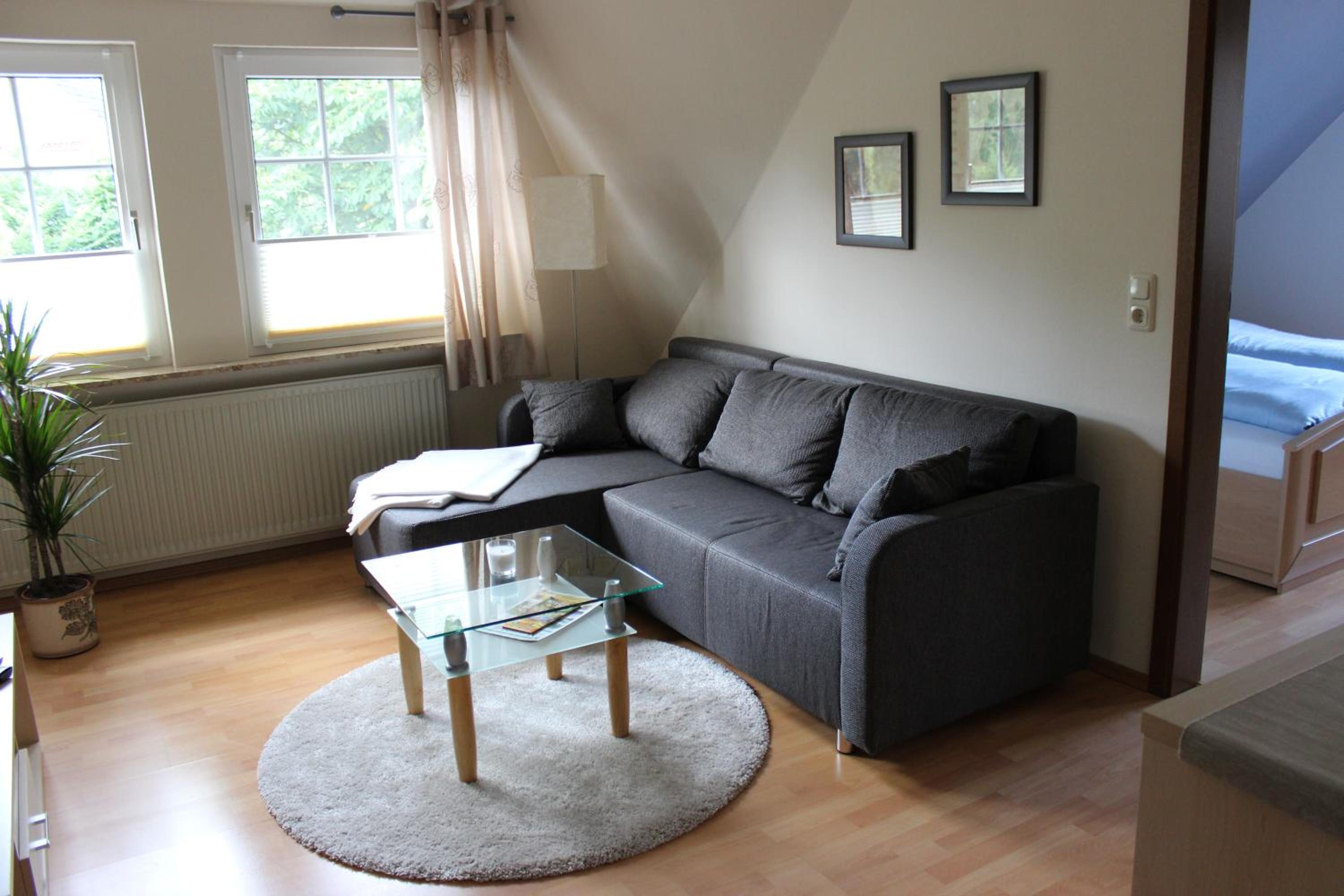 One-Bedroom Apartment photo 1