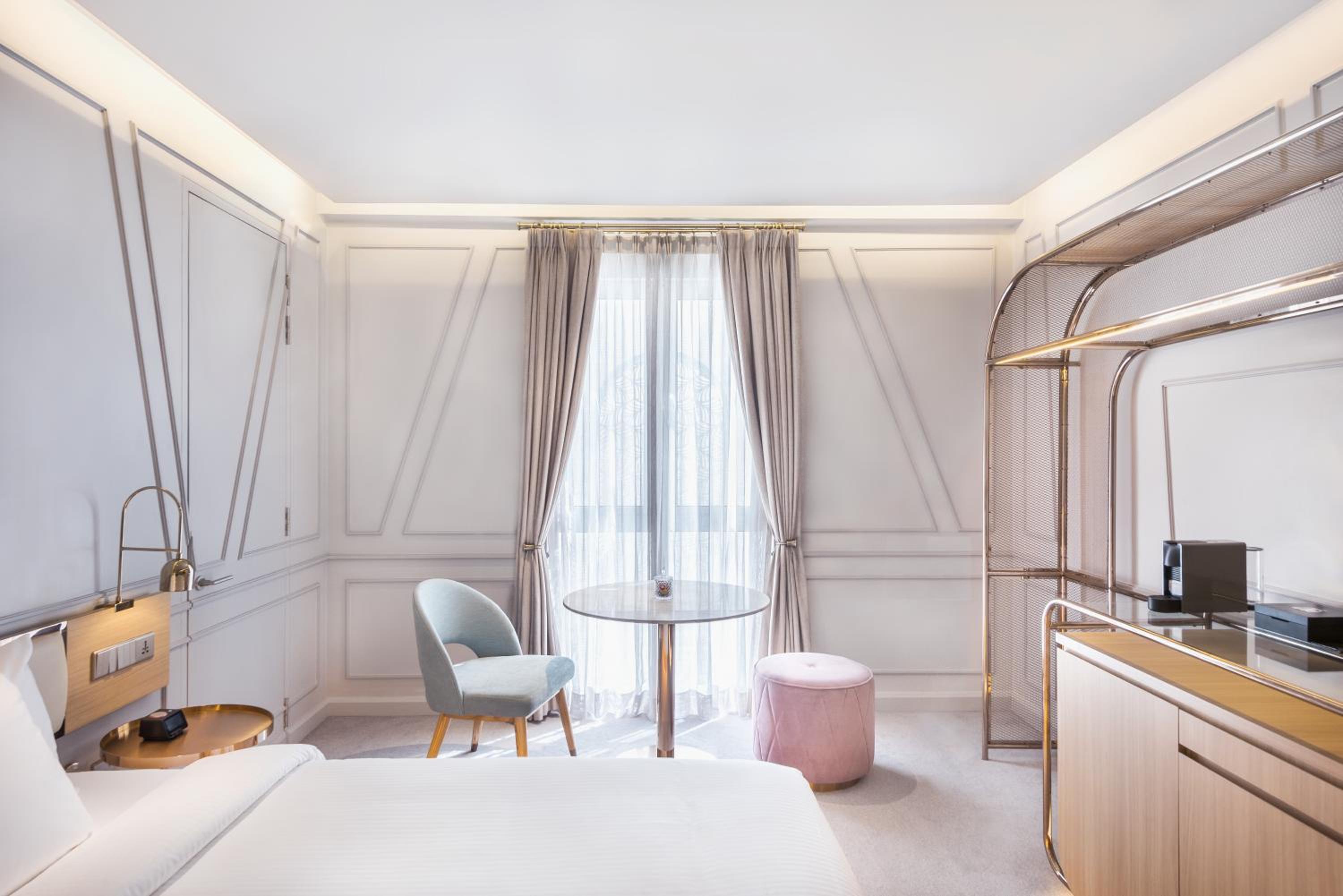 Deluxe Twin Room - Photo 1