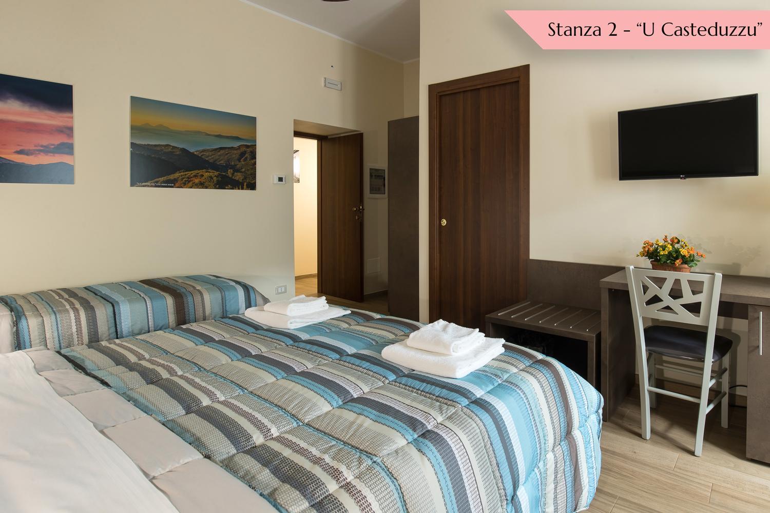 Double or Twin Room photo 2